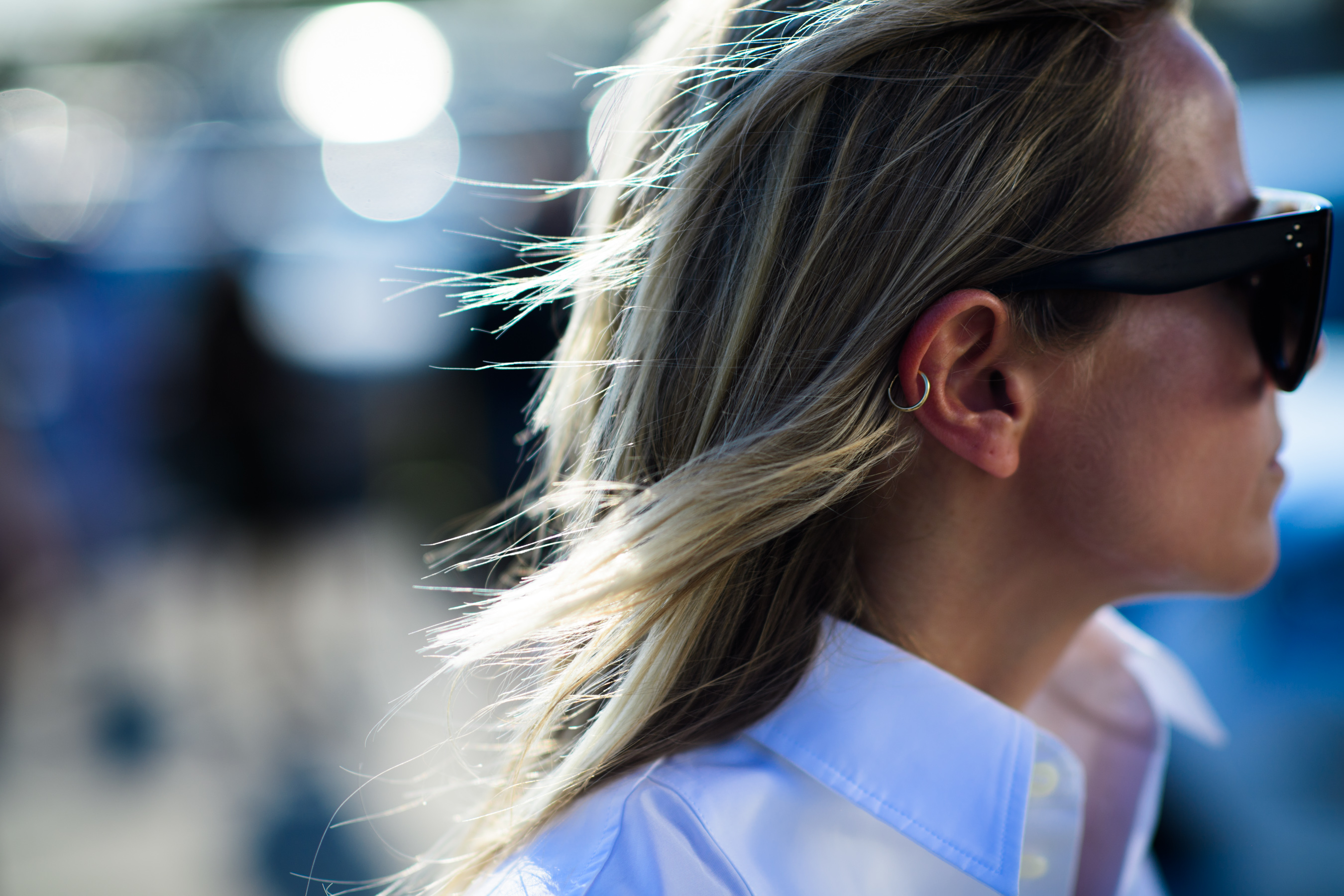 Norwegian blogger wearing glasses
