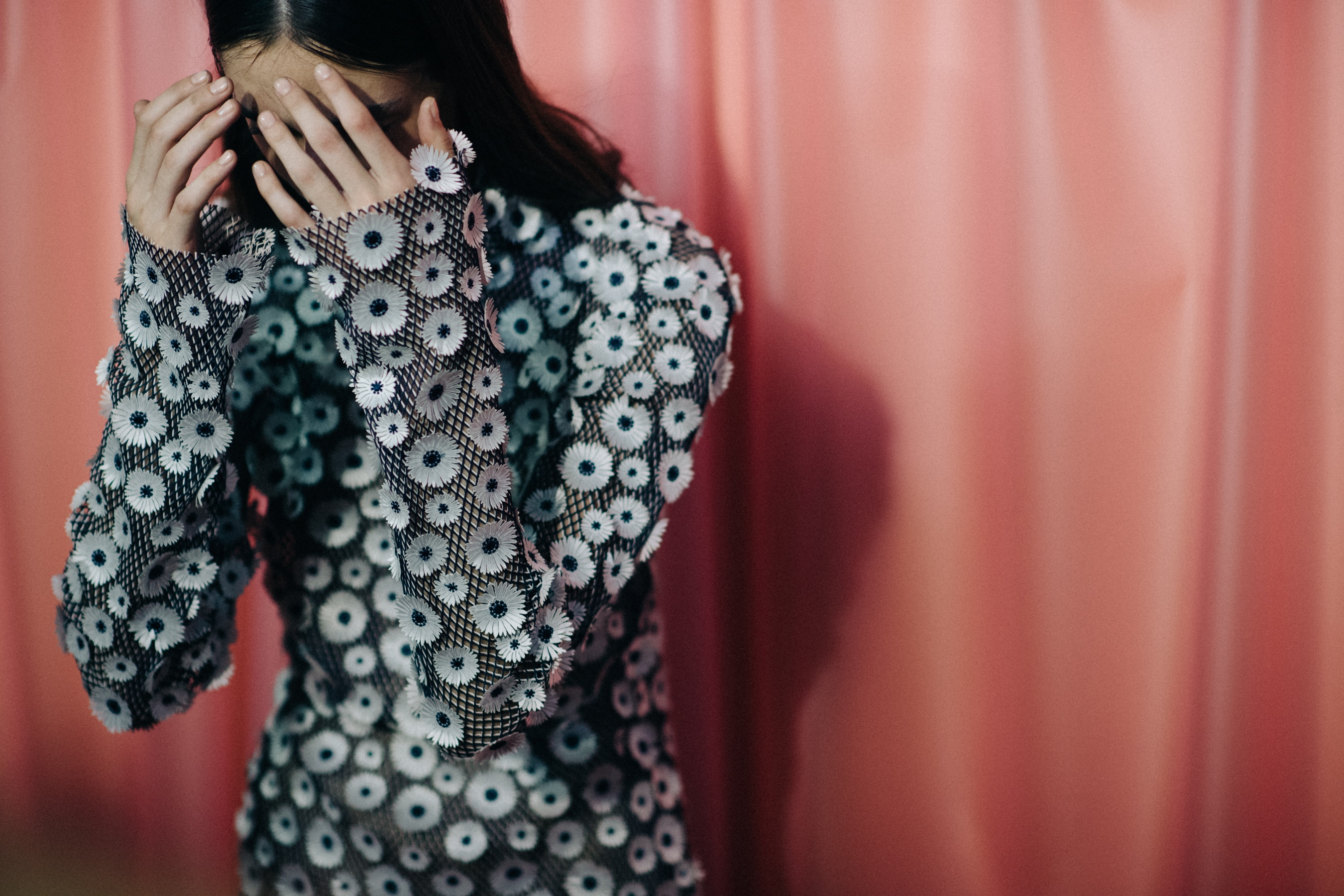 Model Amanda Googe wearing floral dress