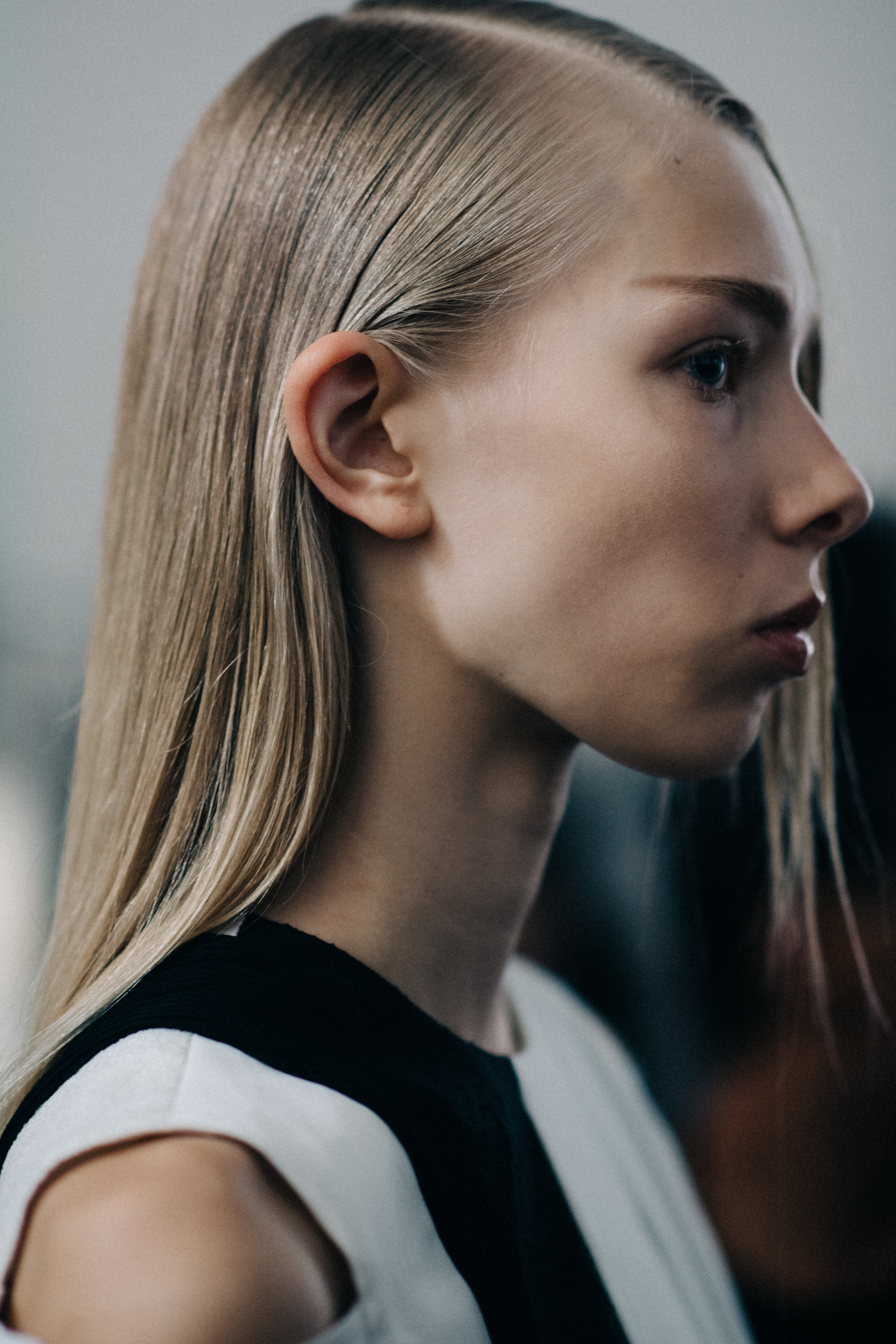 Model with sleek blonde hair
