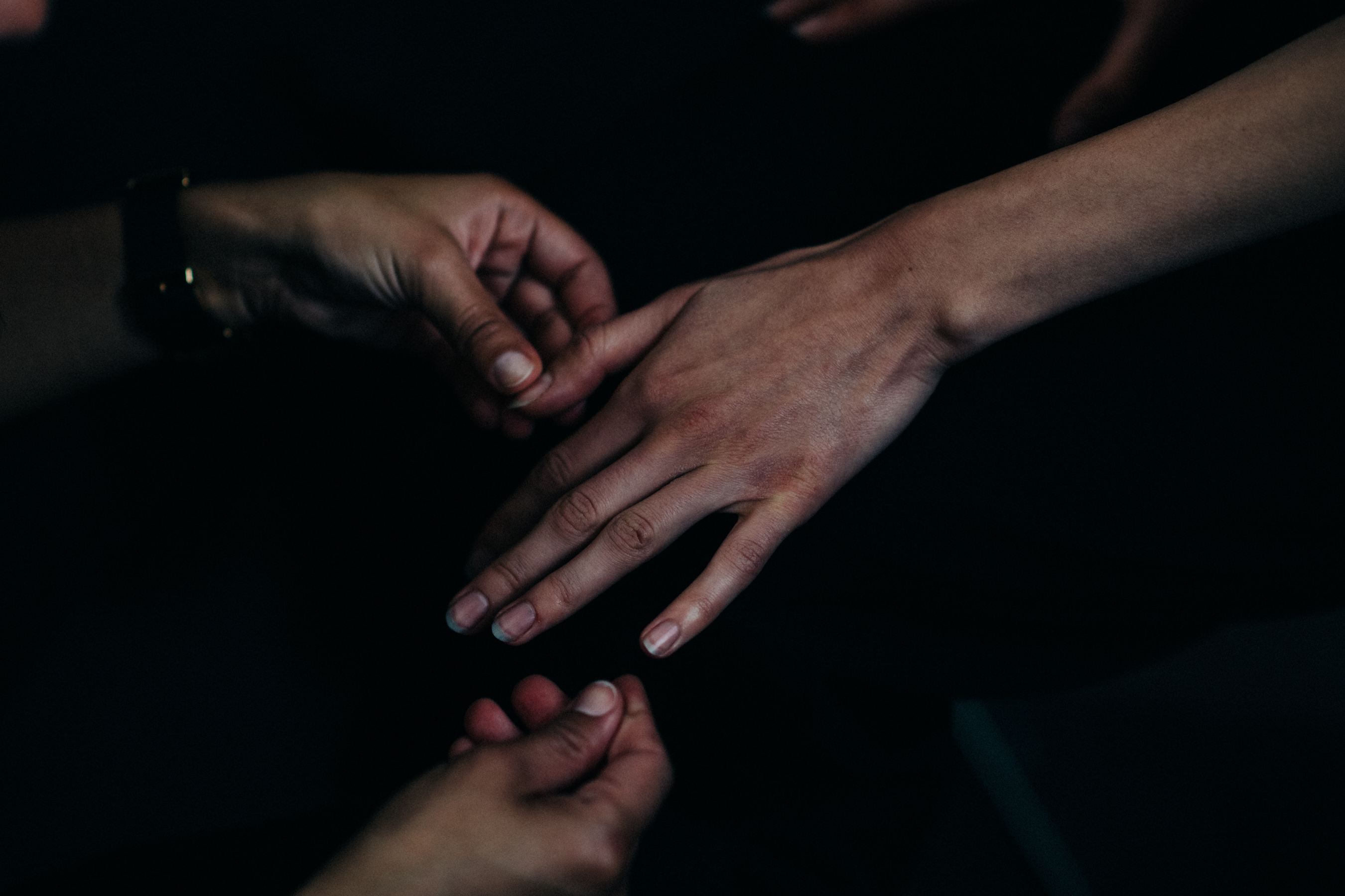 Preparing the nail at backstage