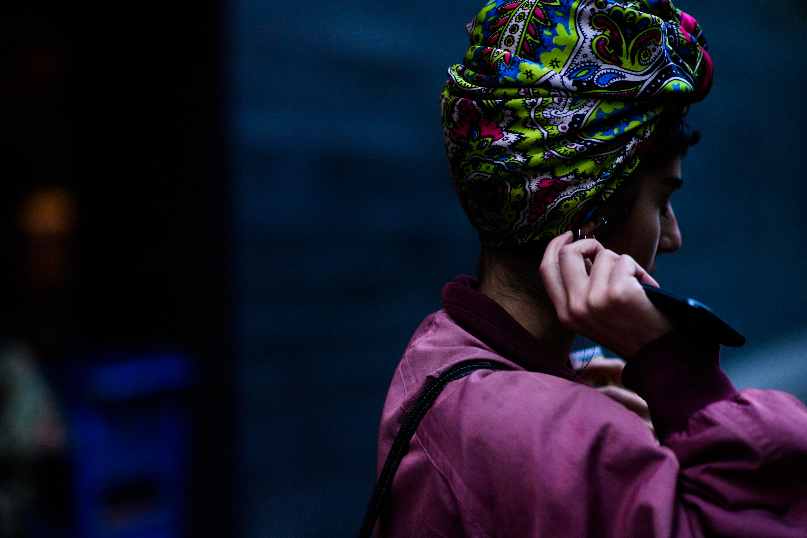 Woman wearing turban style head garment