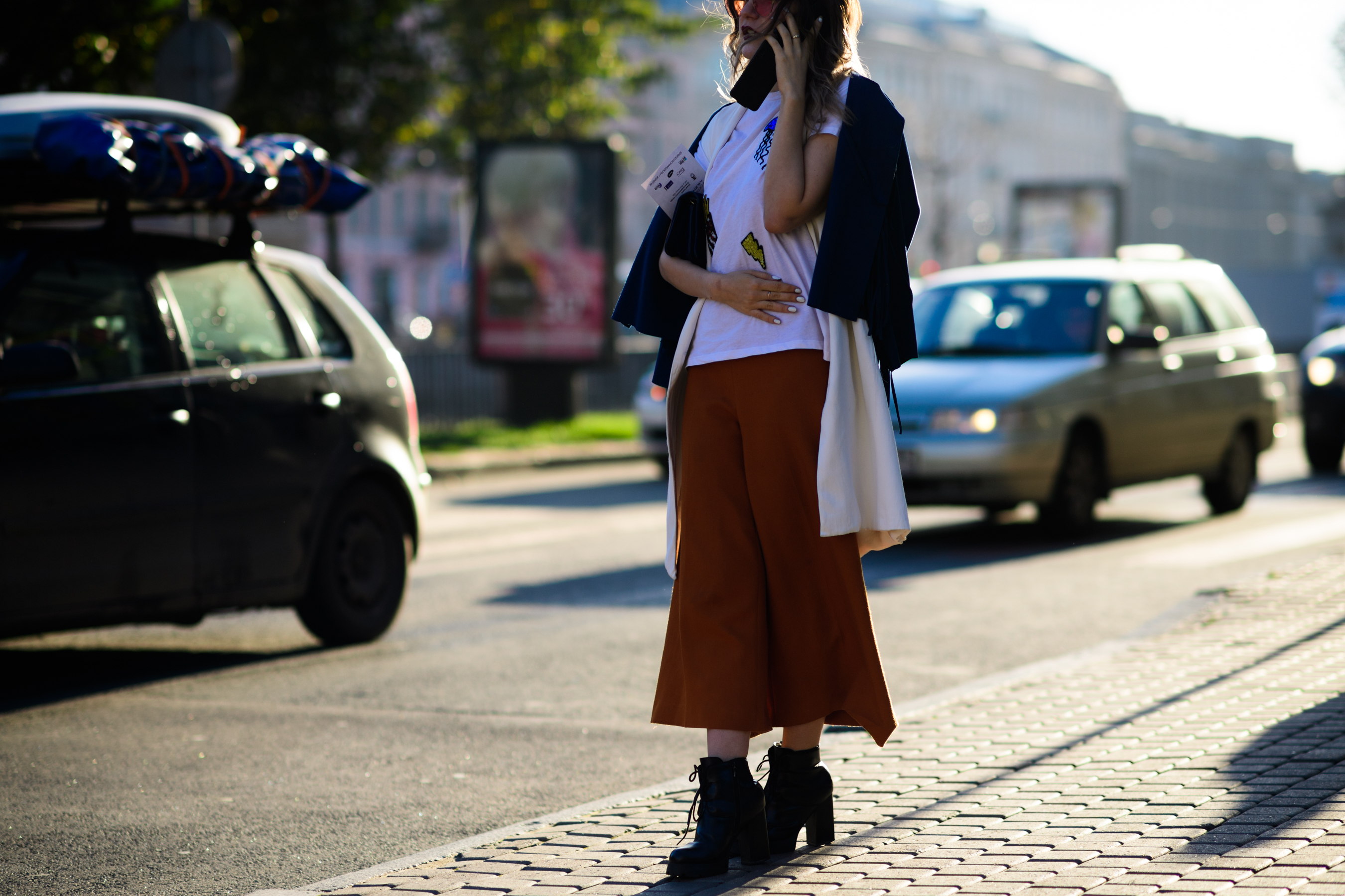 Girl wearing brown culottes