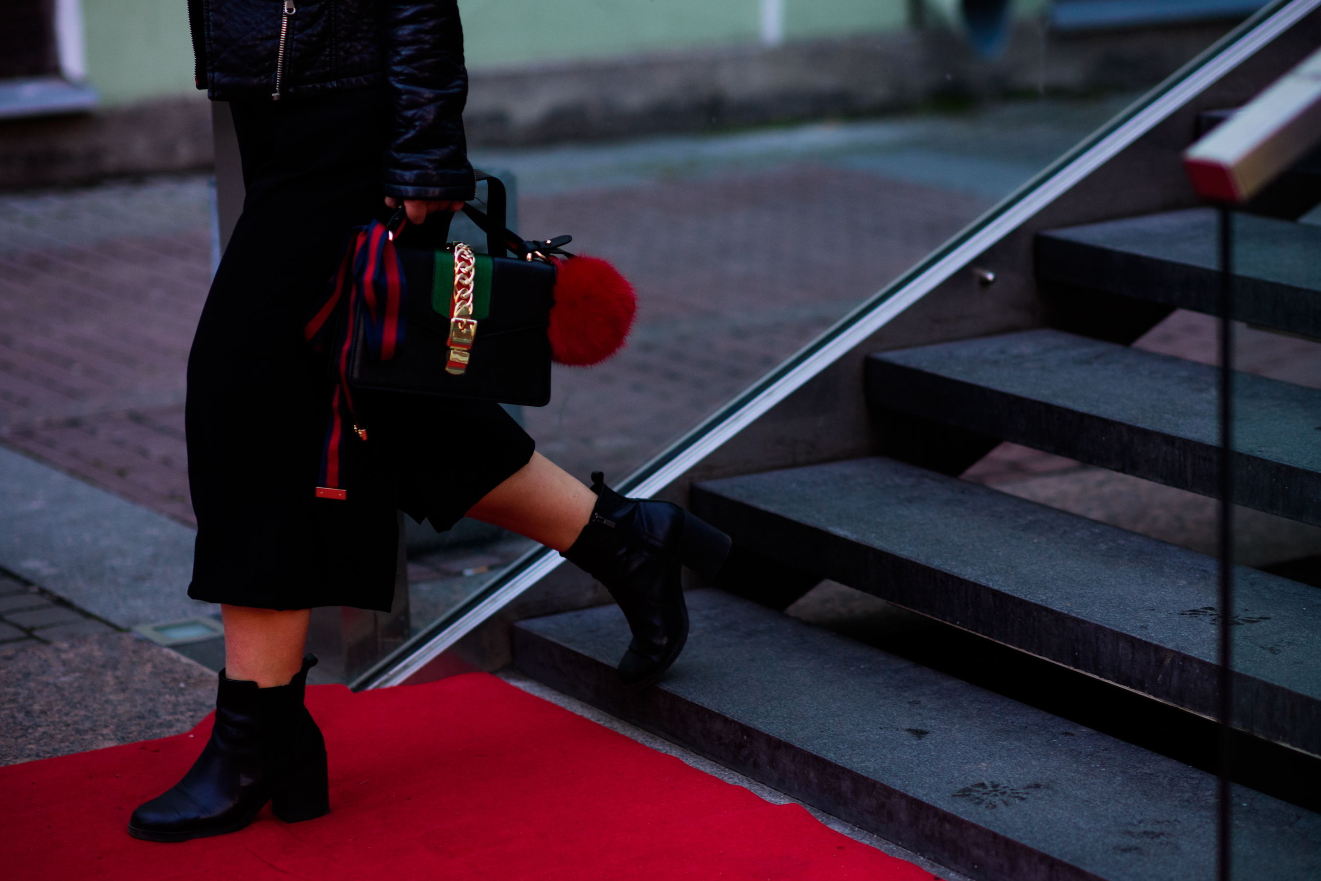 Girl wearing black culottes