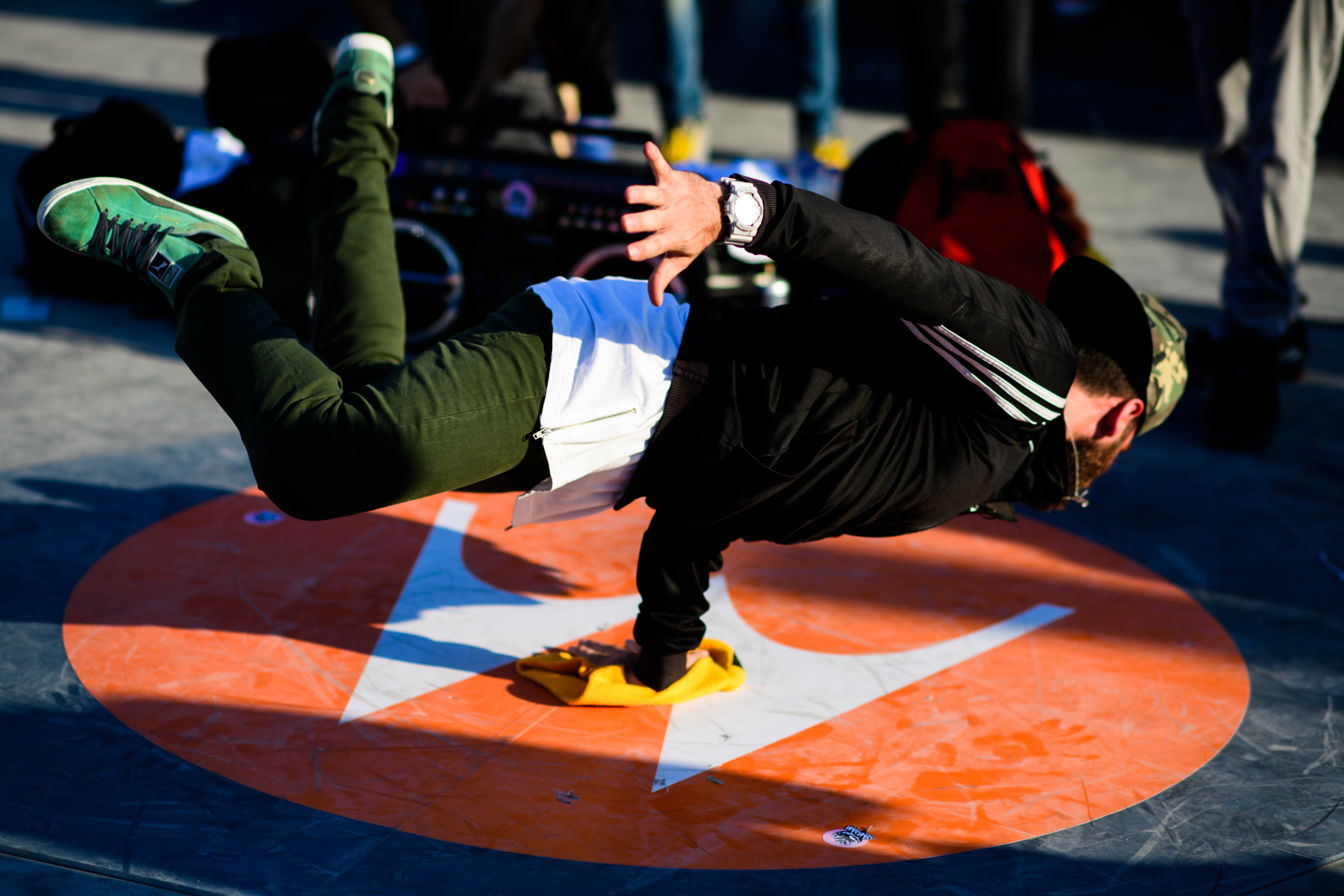 Dancer on Motorola logo