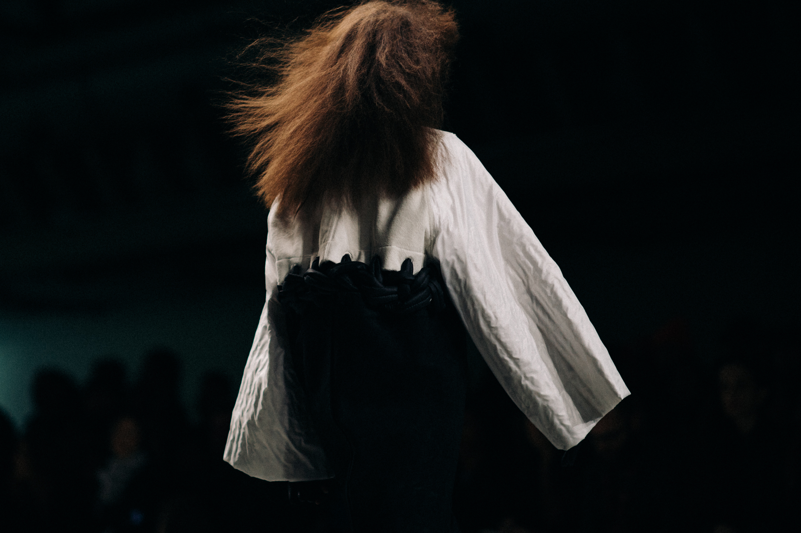 Model with big red hair