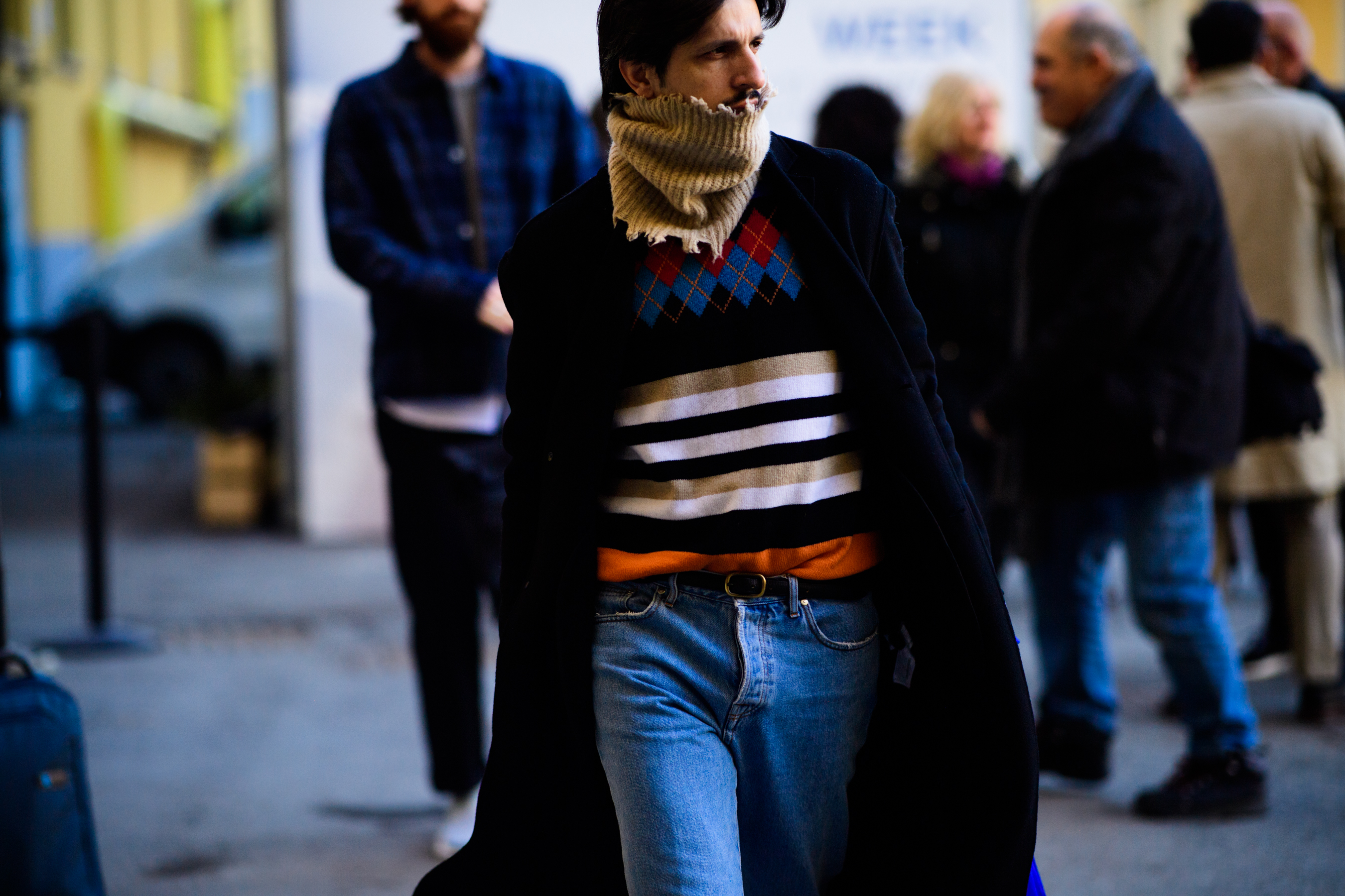 Man wearing big collar
