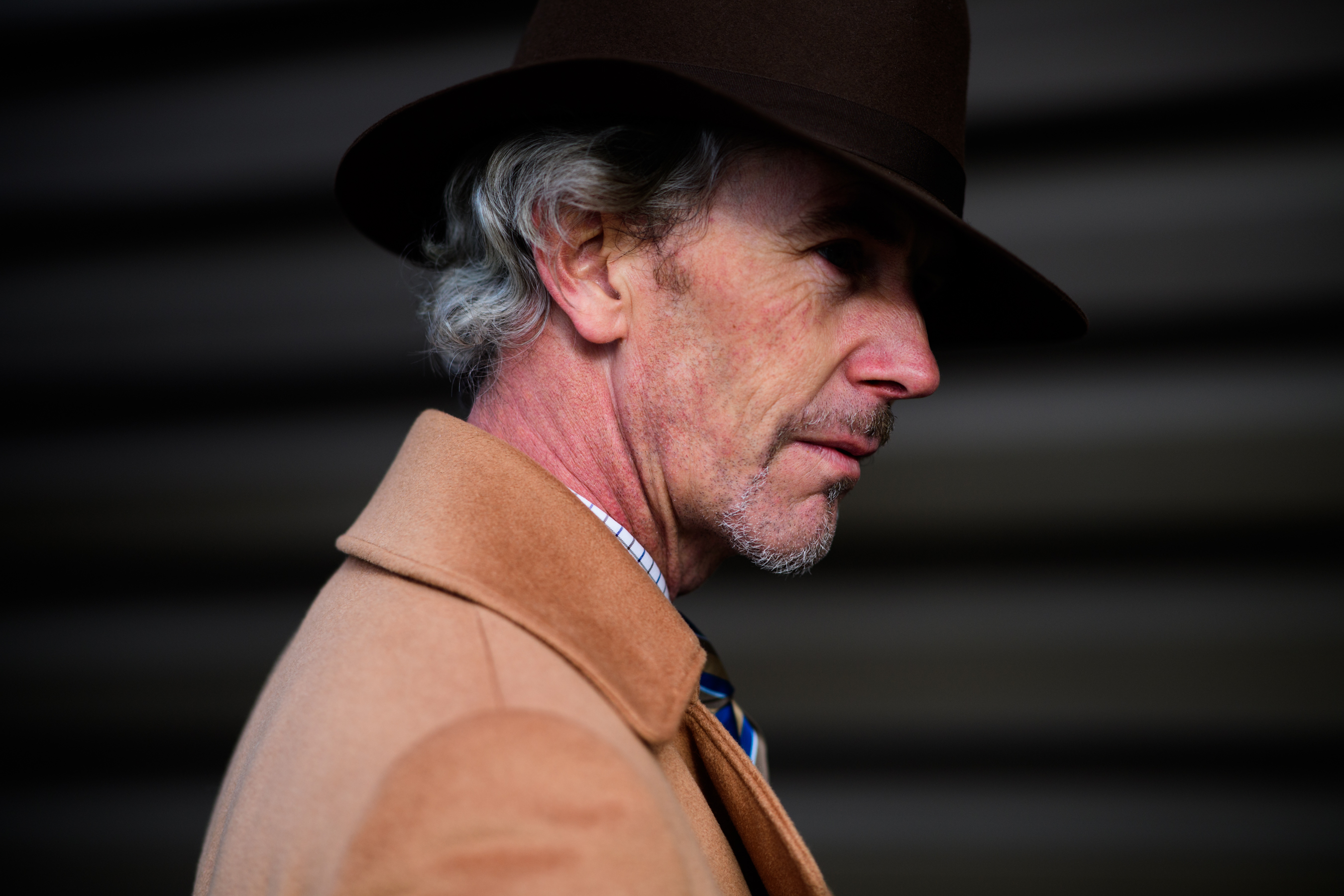 Man wearing classic hat