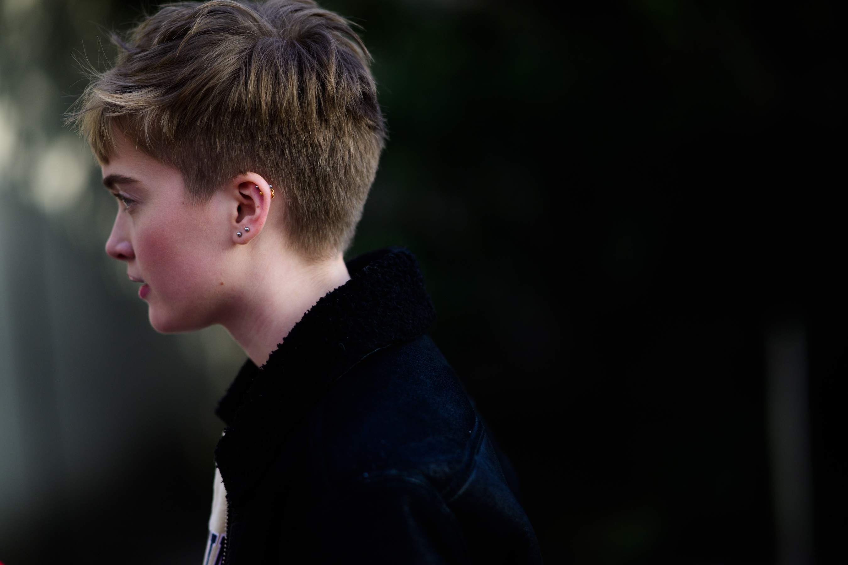 Model with short hair