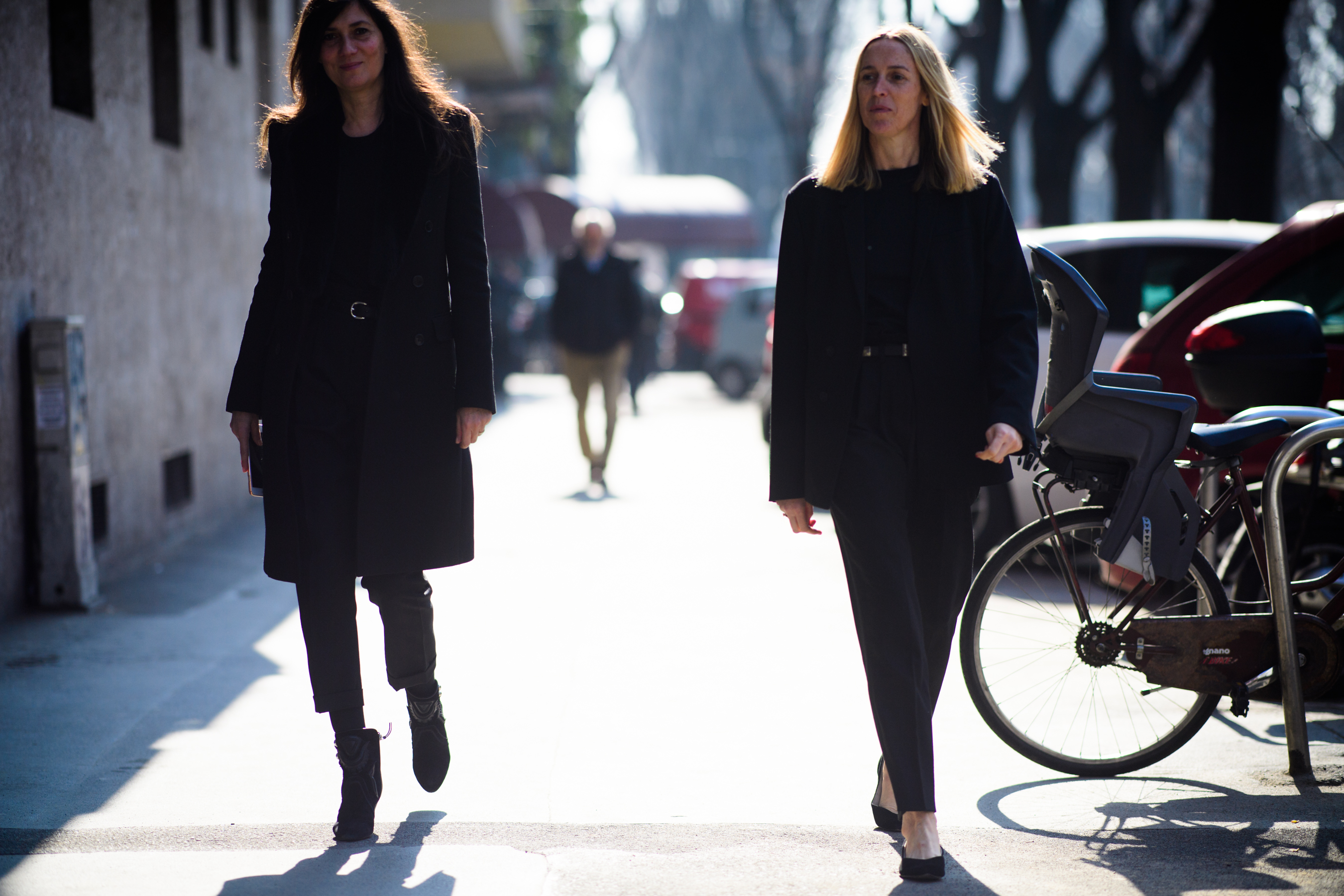 Women wearing black clothes