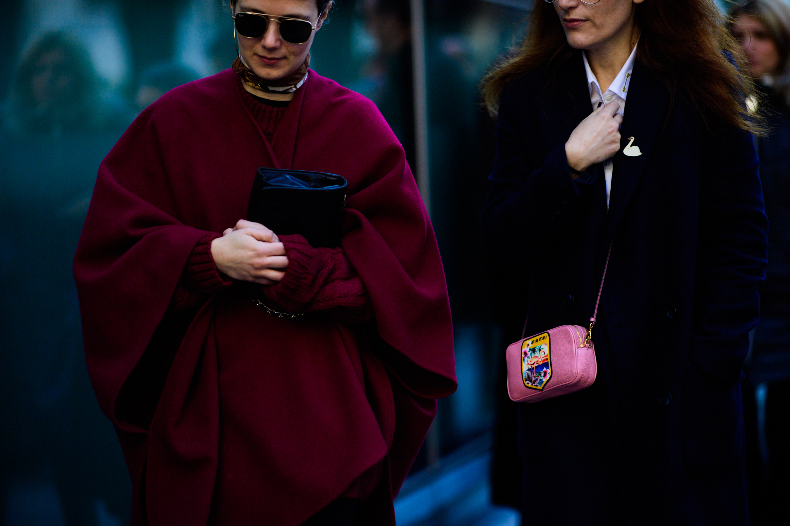 Woman wearing Miu Miu pink bag