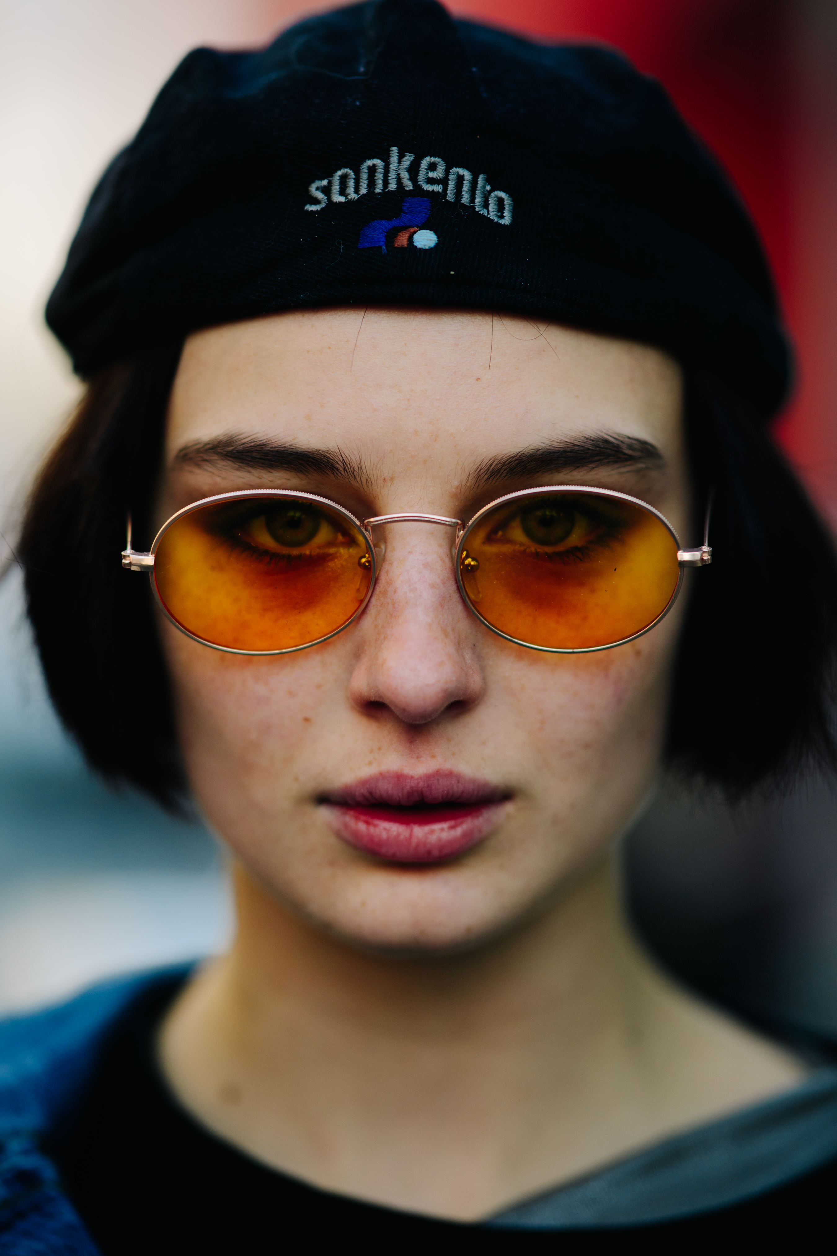 Portrait of woman with Sankento hat