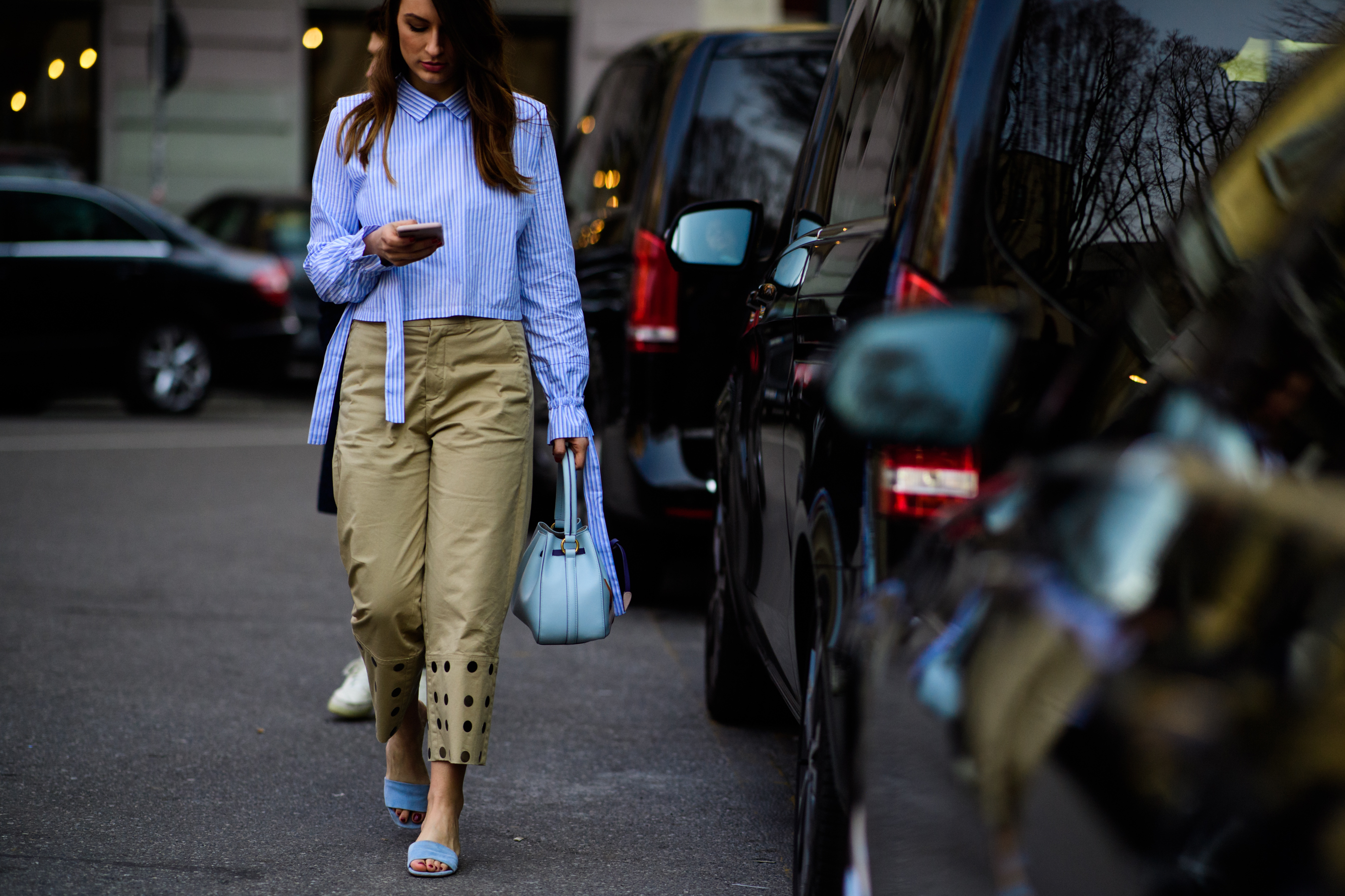 Blogger wearing blue shirt