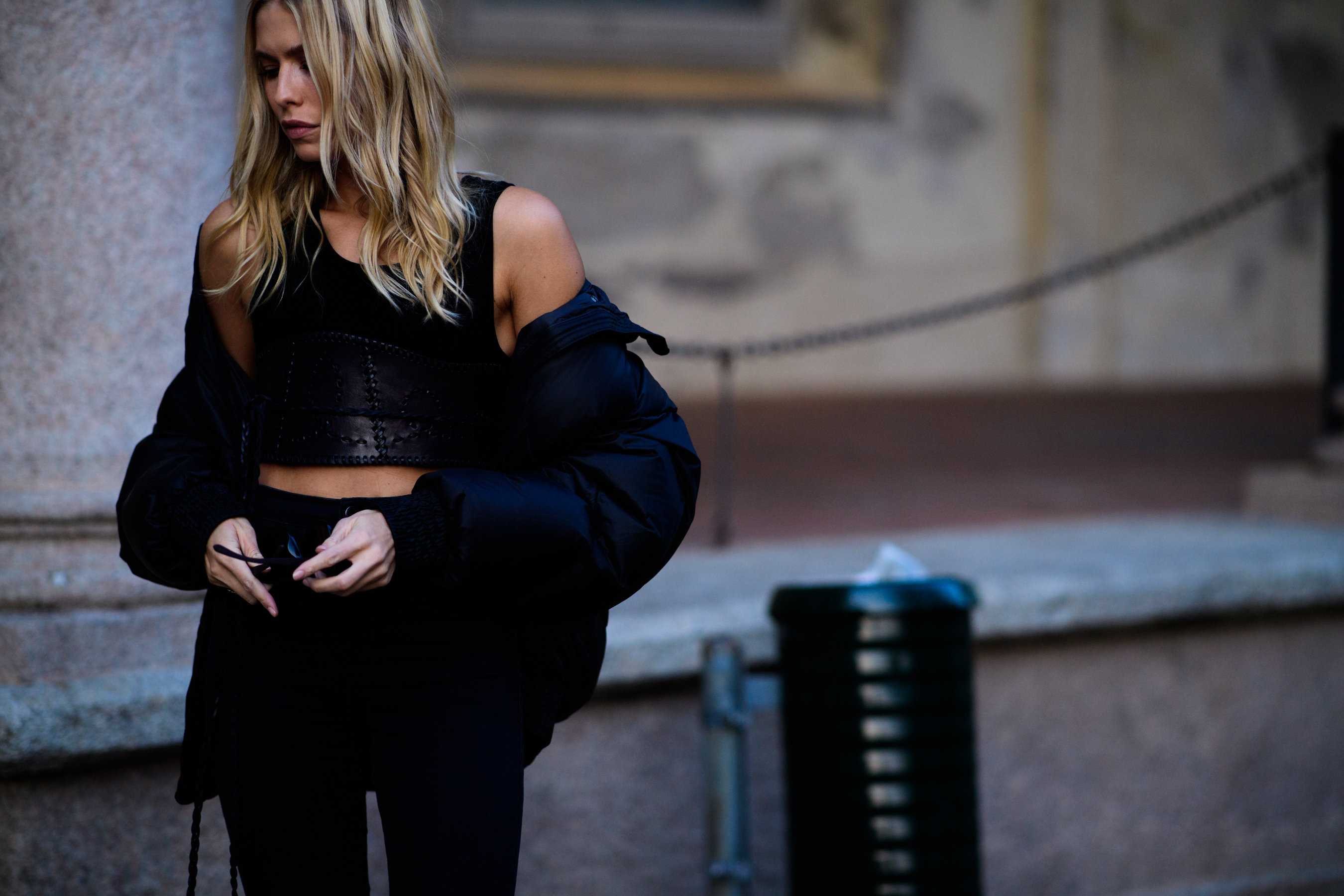 Woman wearing black clothes