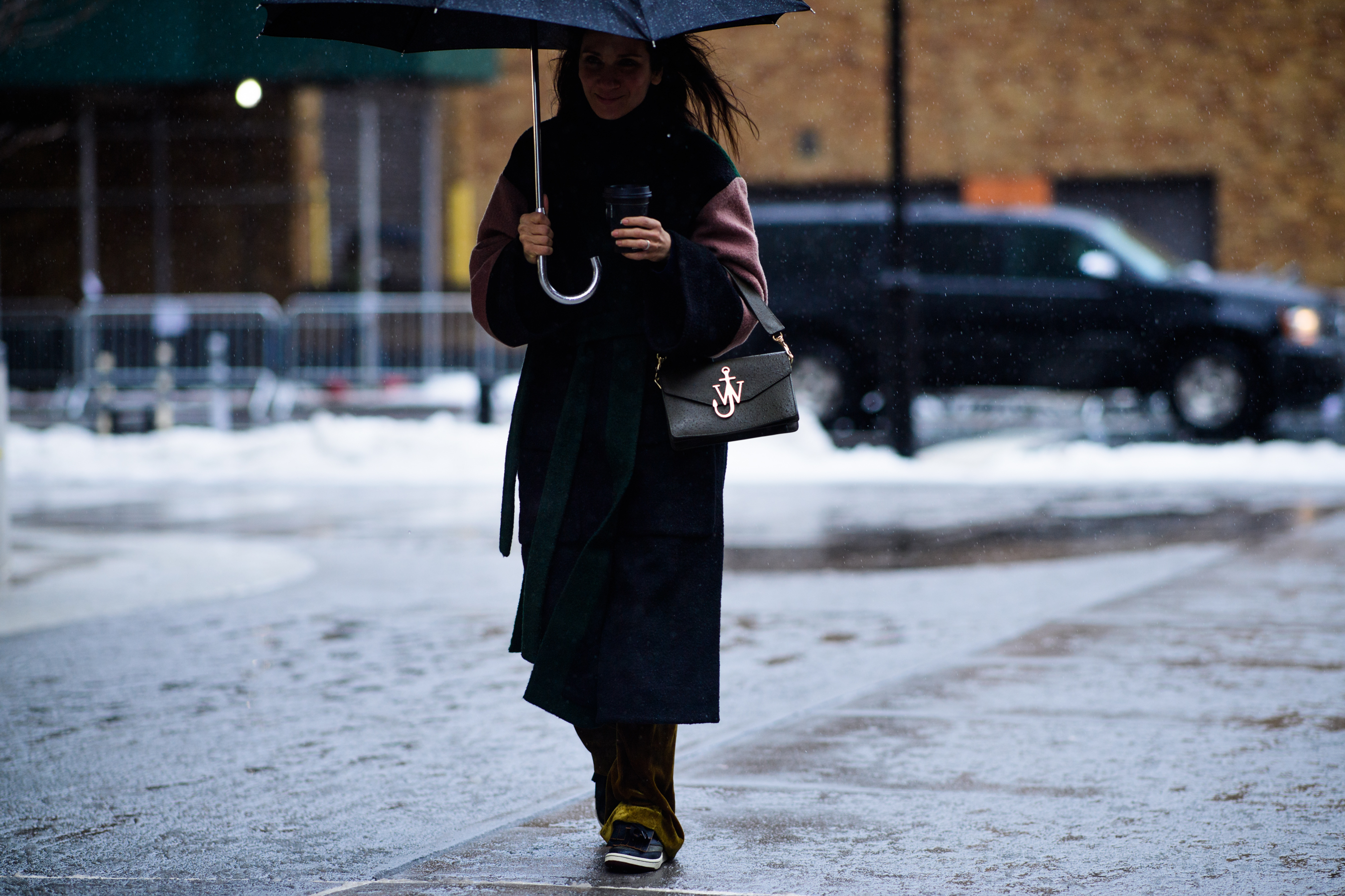 Fashion editor with J.W.Anderson bag