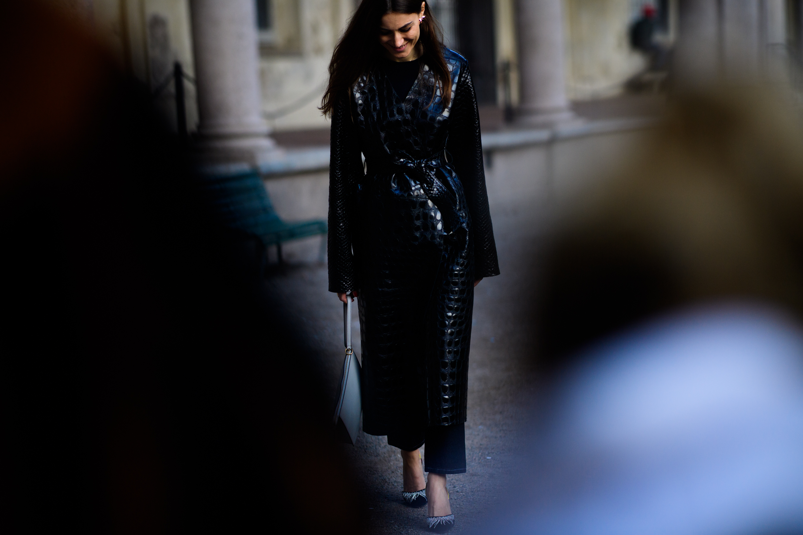 Woman wearing black clothes