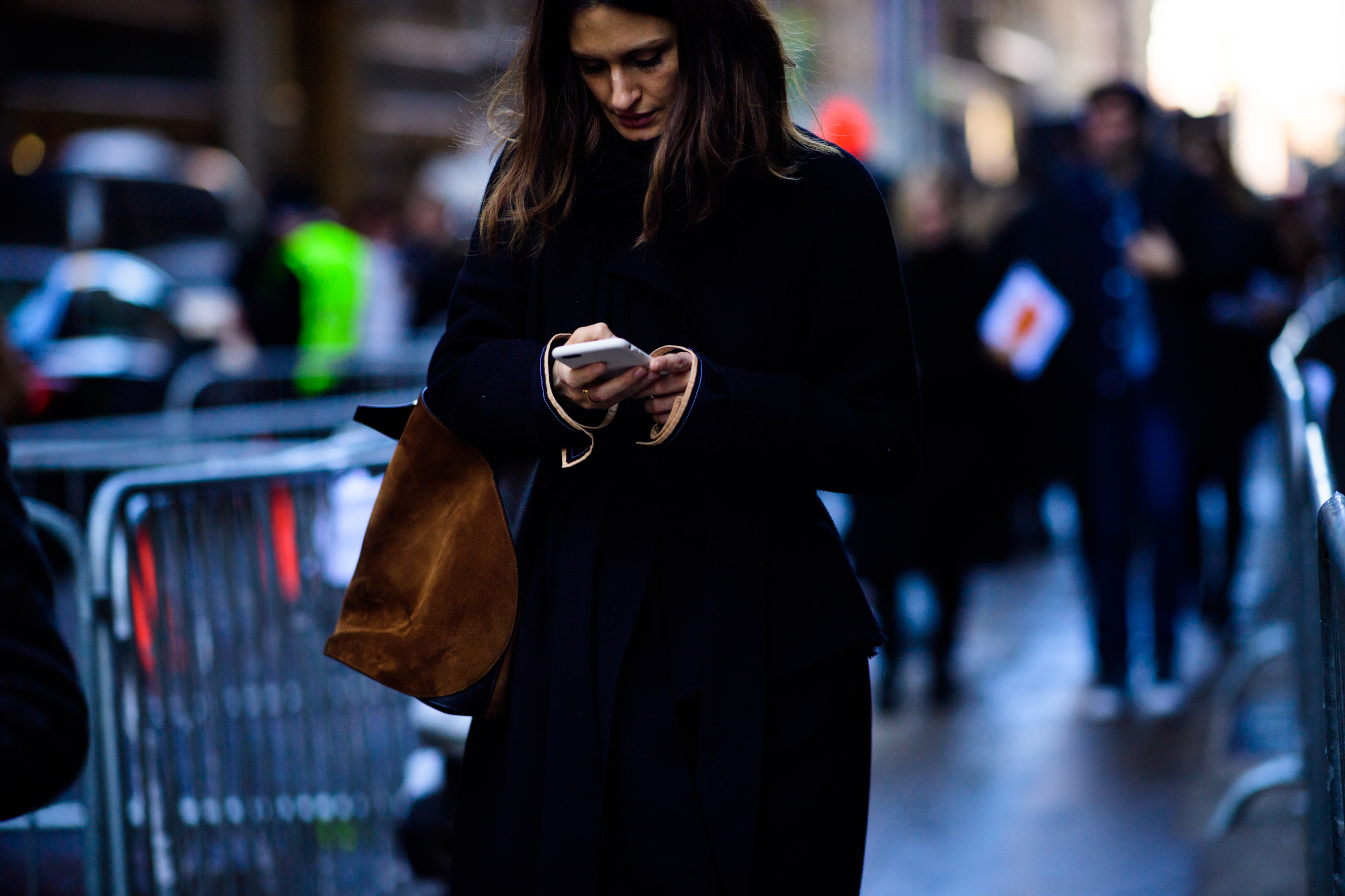 Woman wearing black clothes