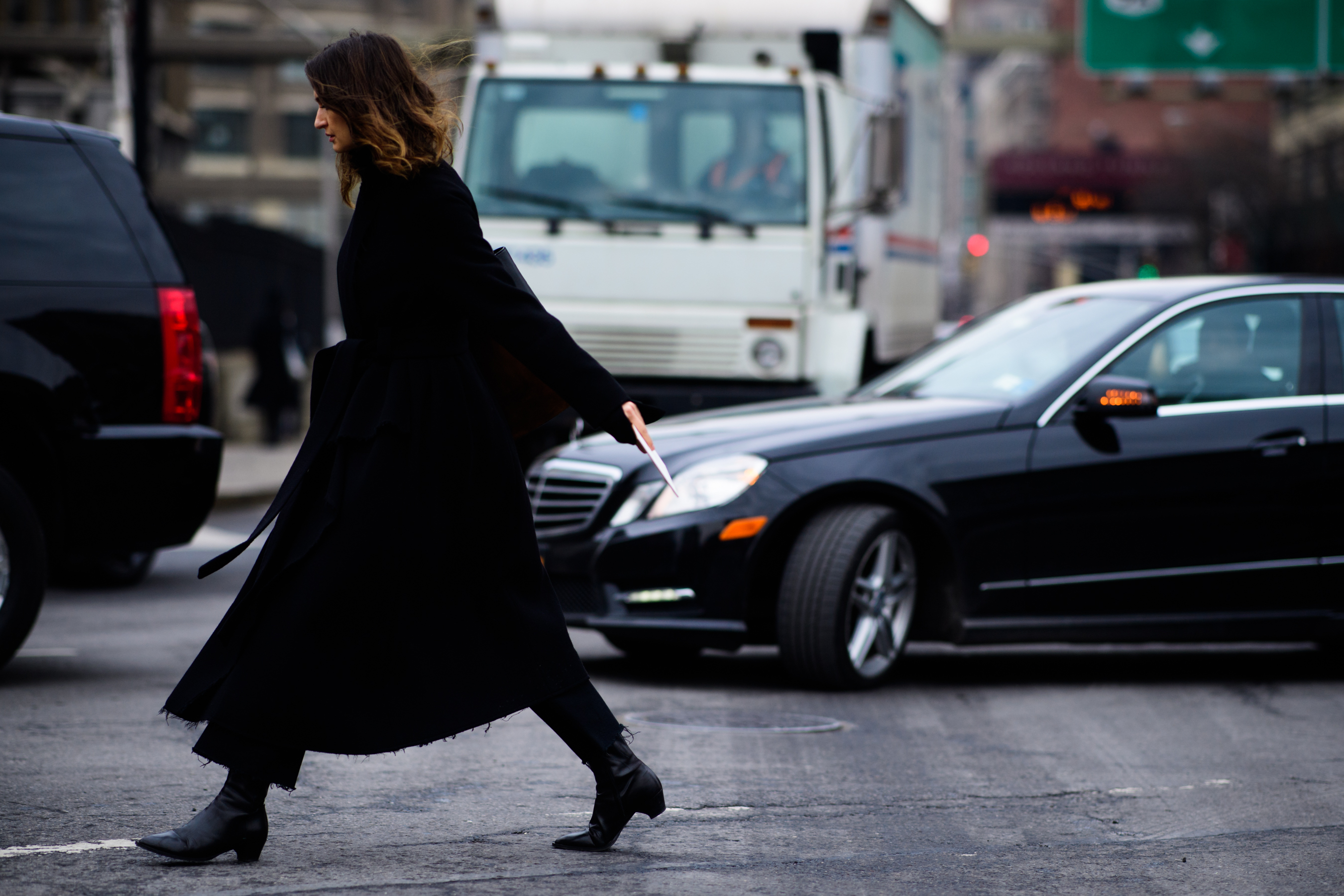 Woman wearing black clothes