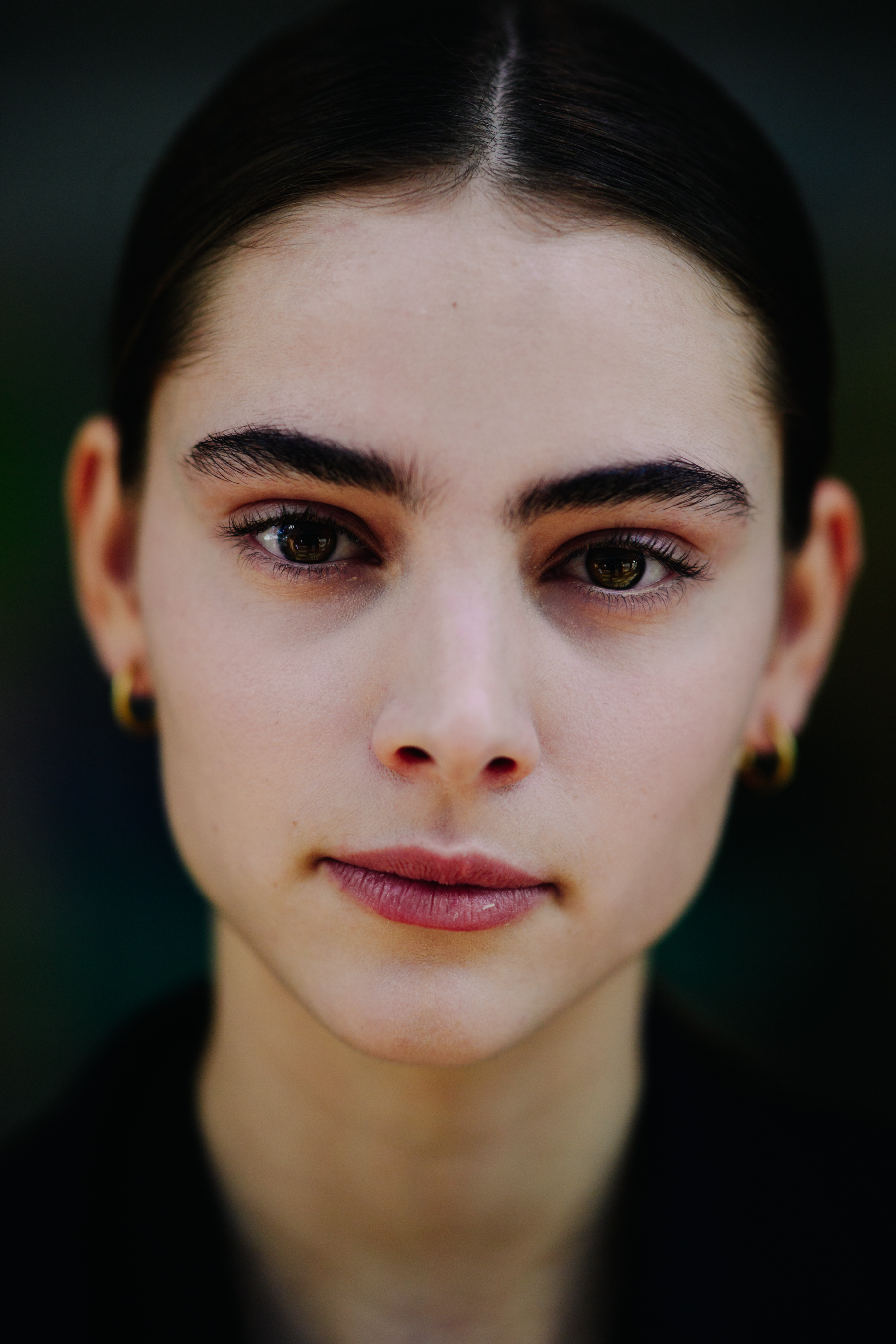 Portrait of a model with full eyebrows