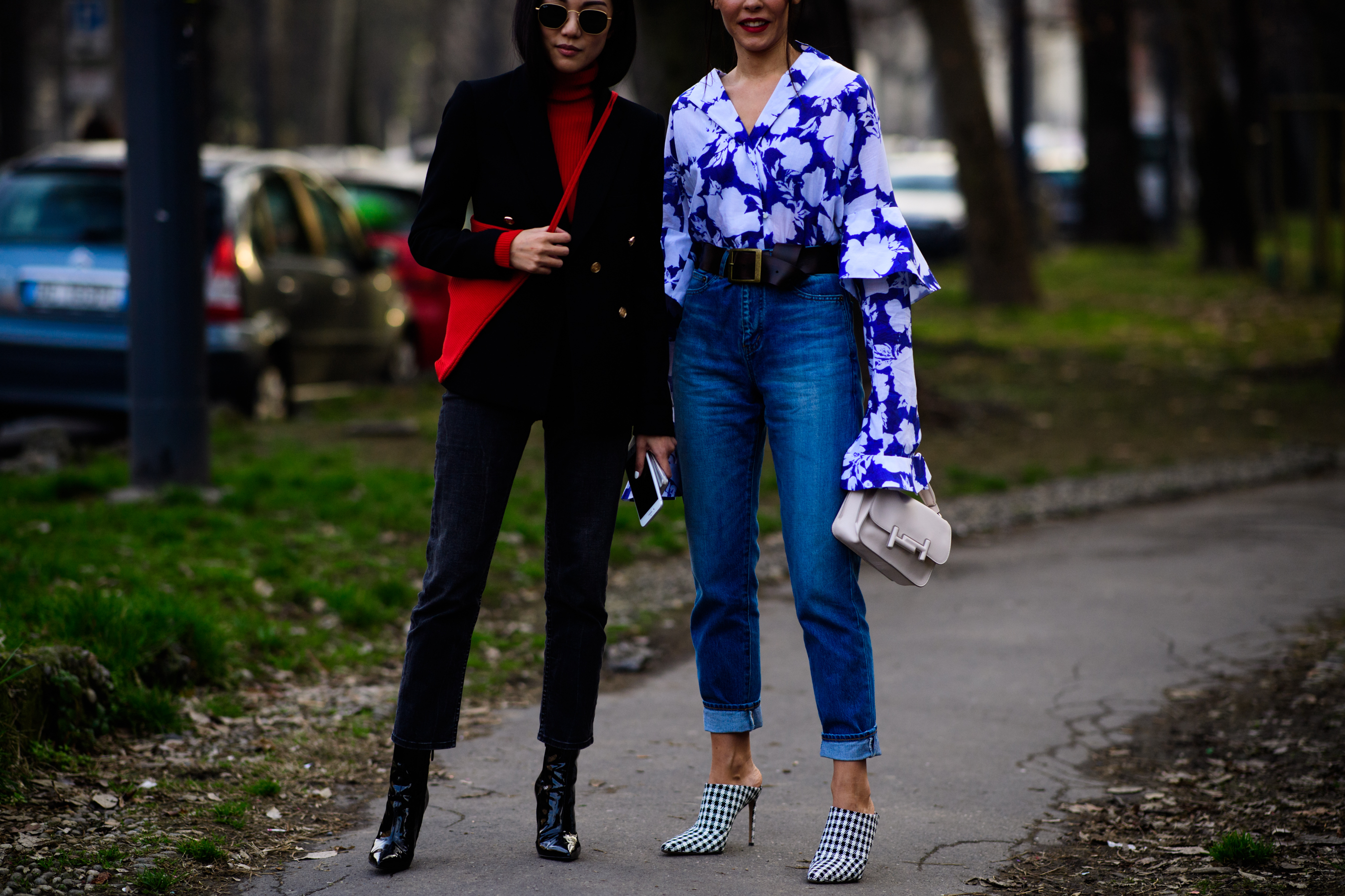 Two bloggers before Tod's show