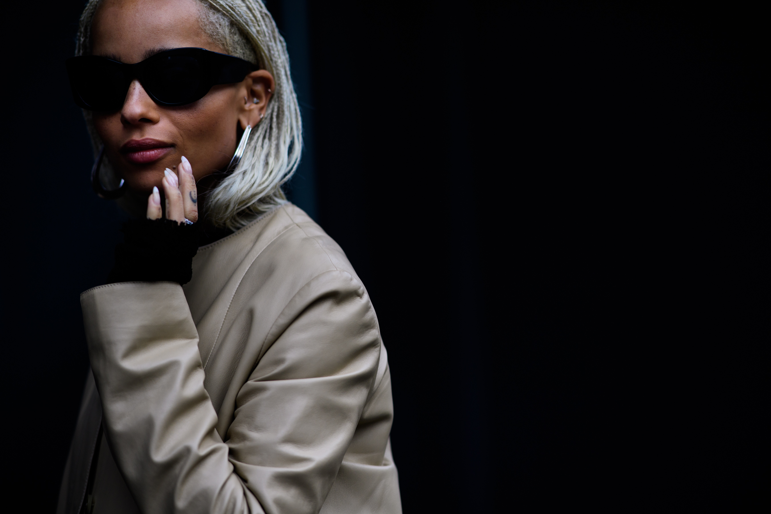 Lenny Kravitz daugher wearing camel coat