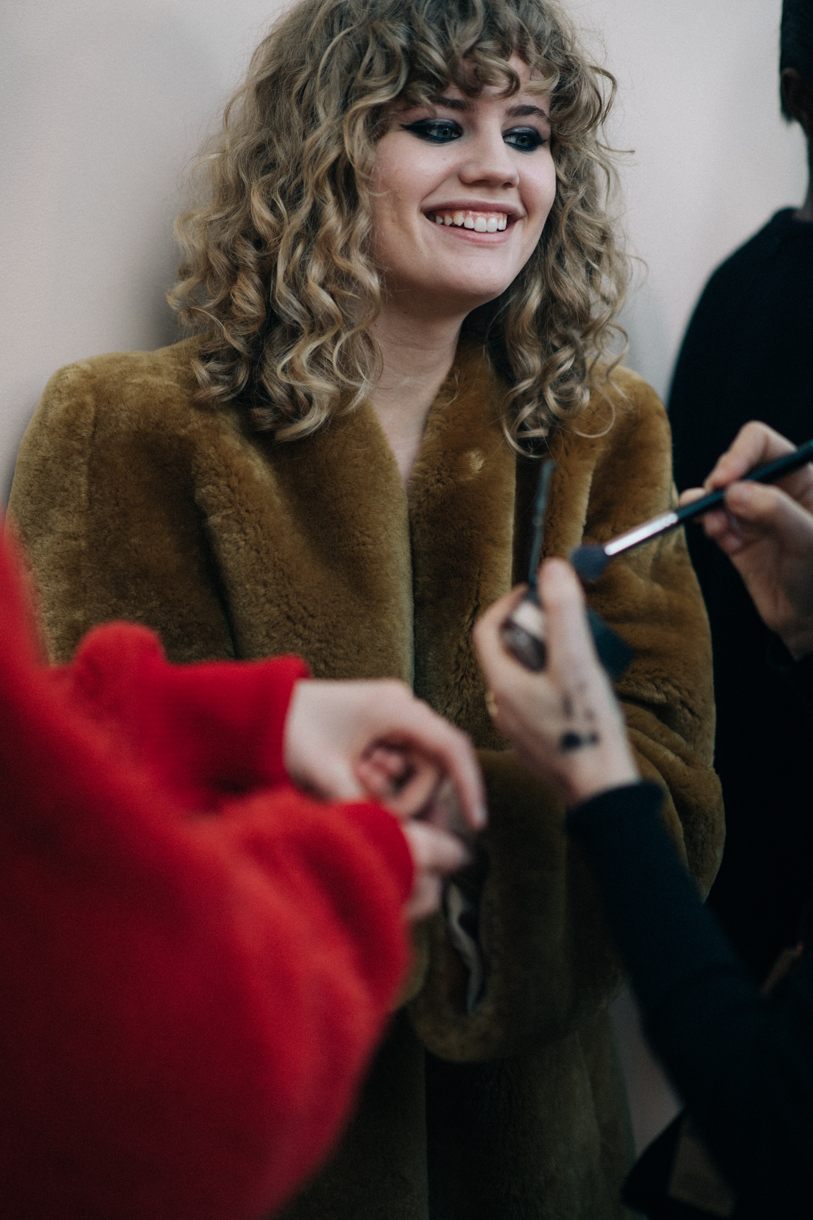 Model with curly hair