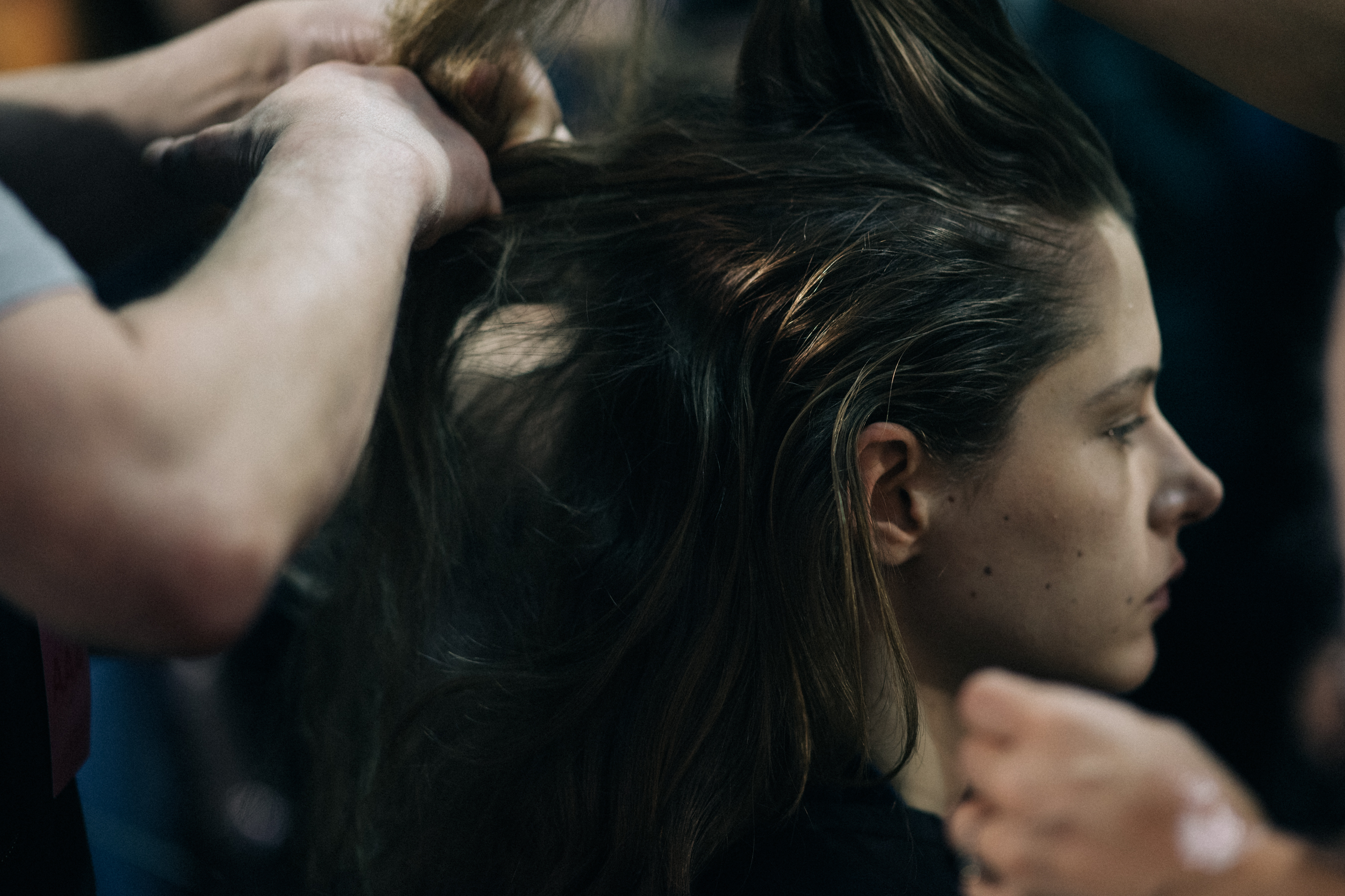 Model Maria Zakrzewska getting hair done