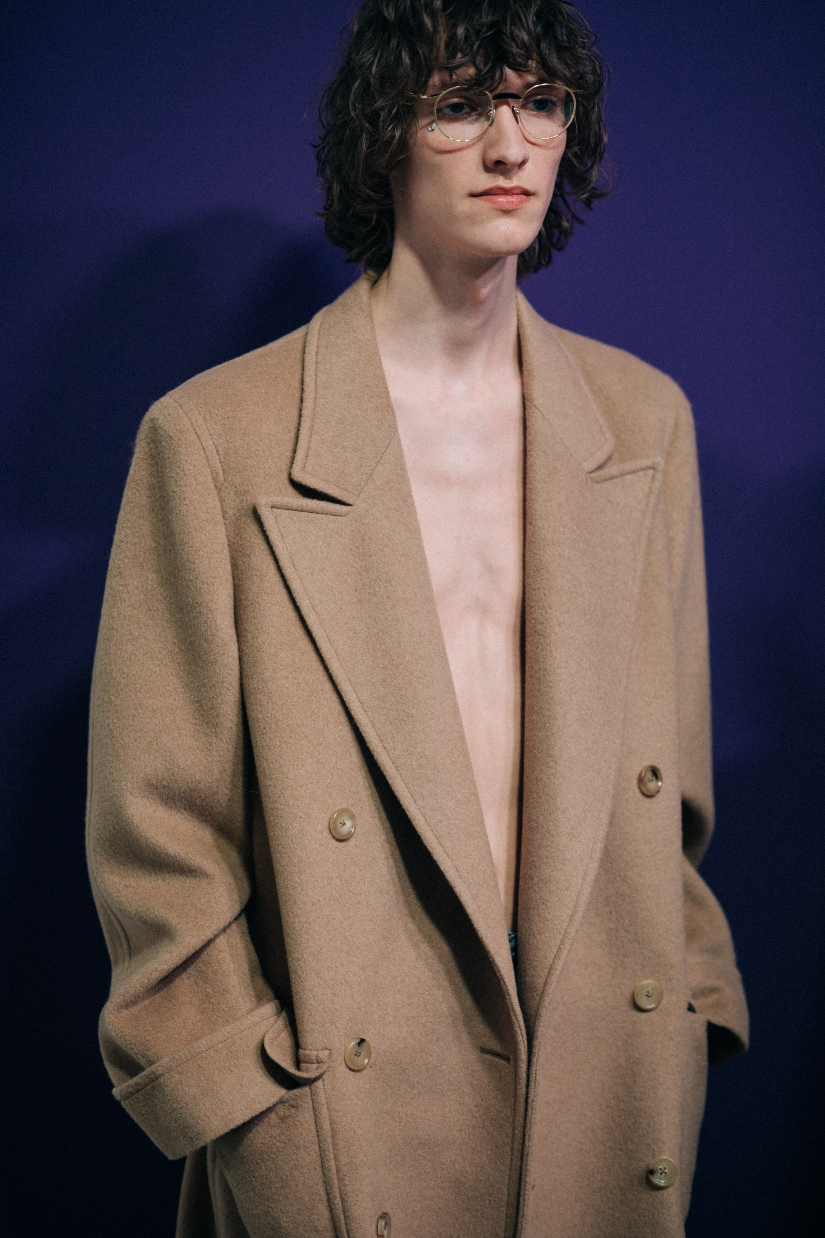Matthijs Deijl wearing brown coat