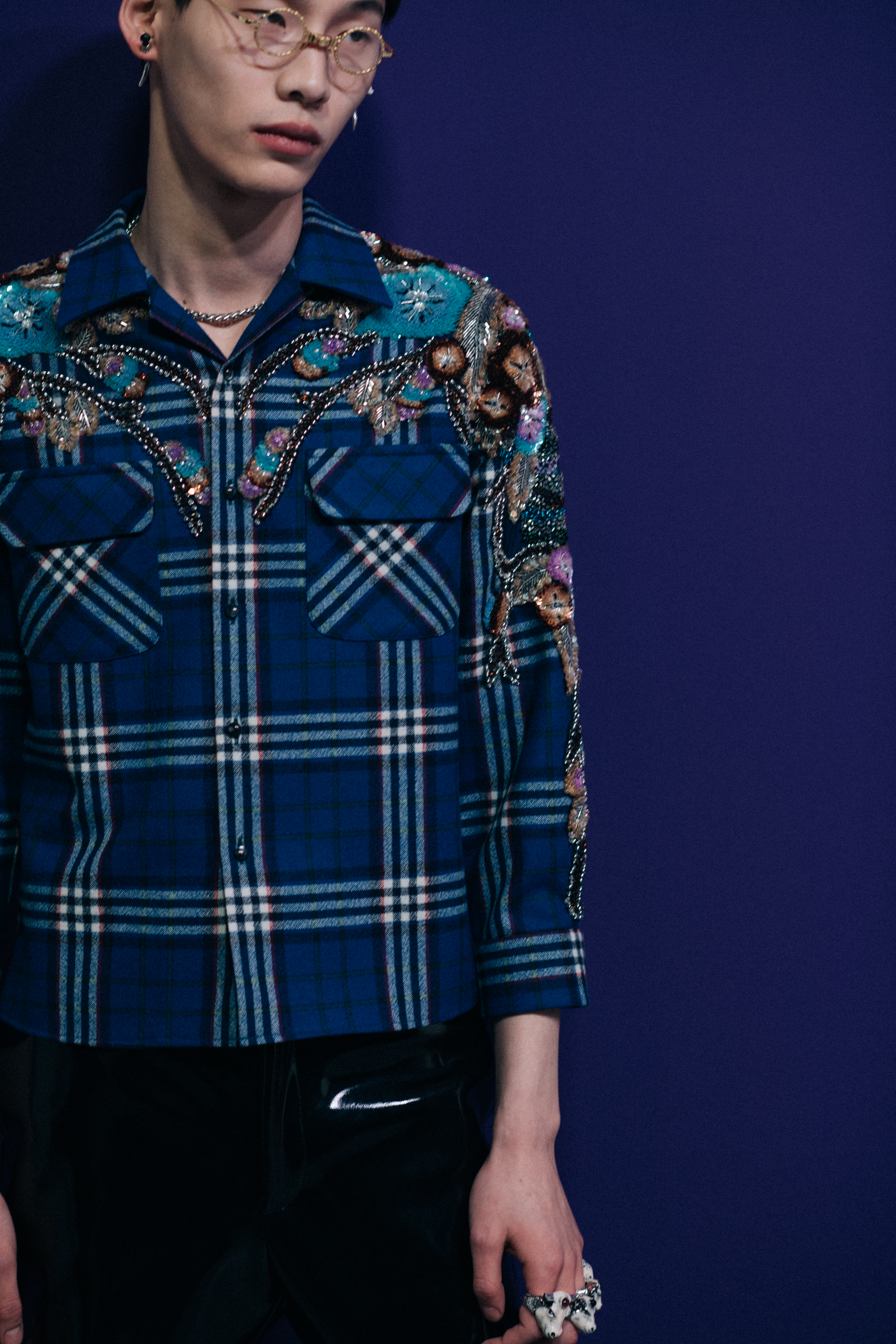 Wang Chenming wearing blue shirt