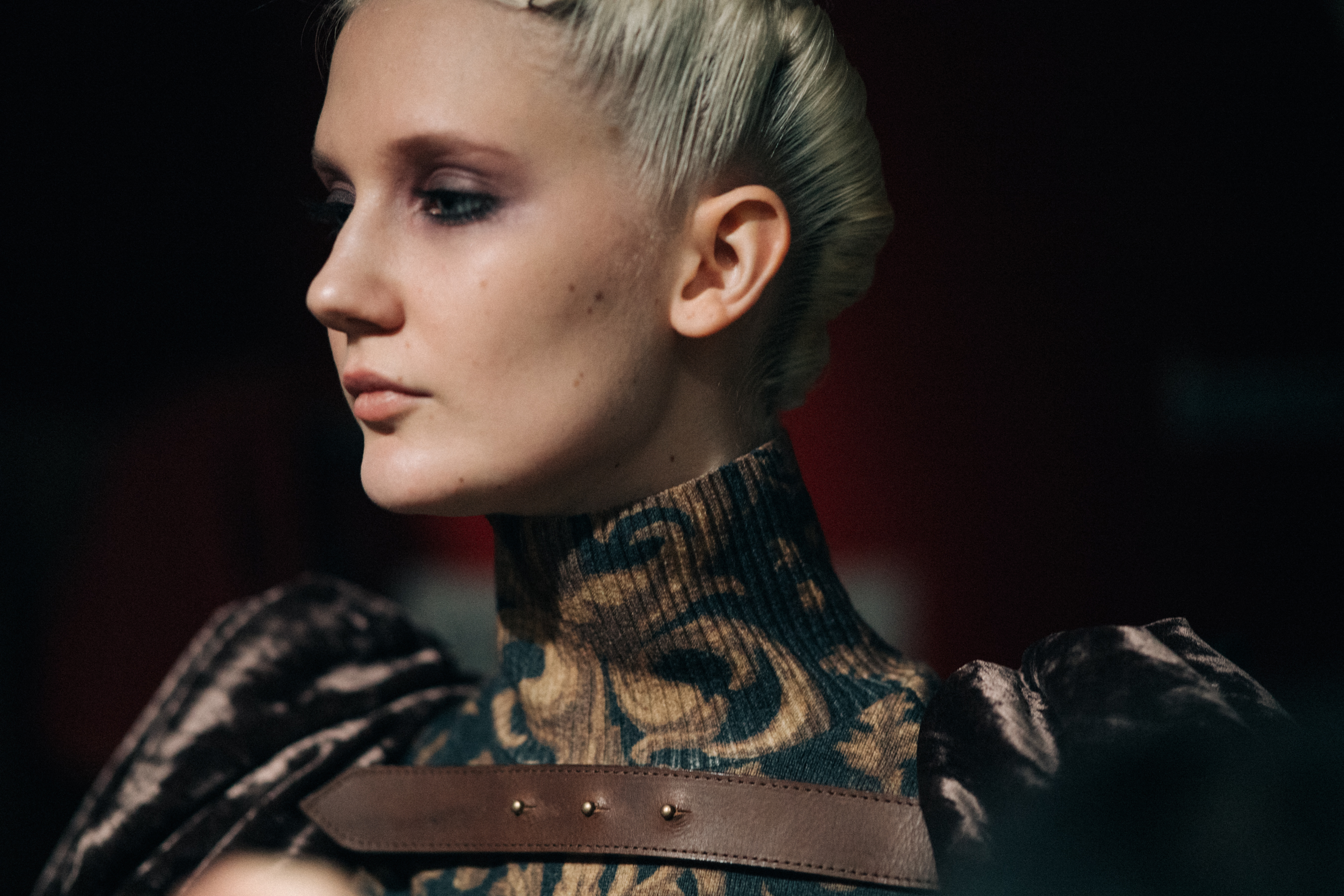 Model Kandy Chrusciel before a show