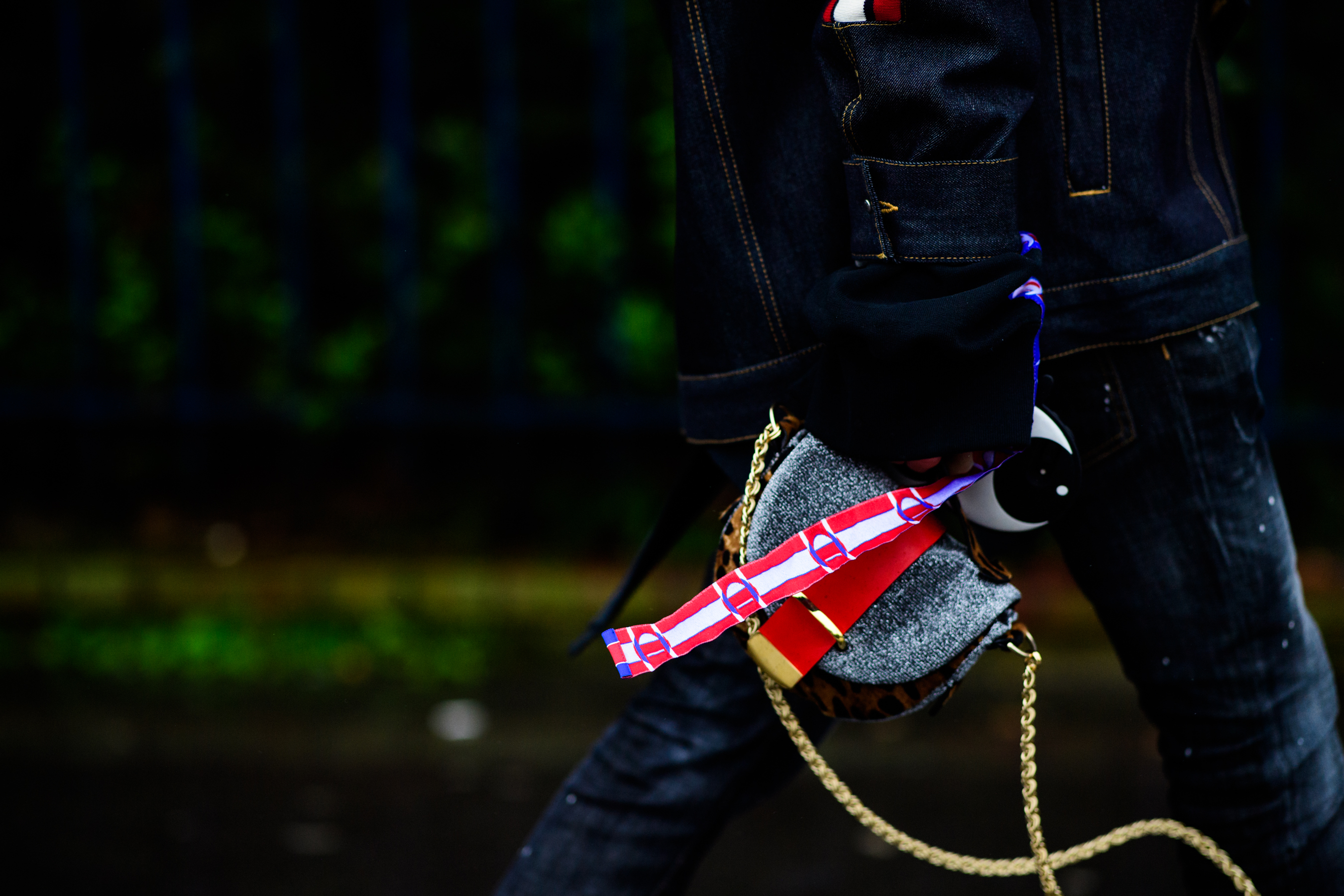 Man with Chloe bag