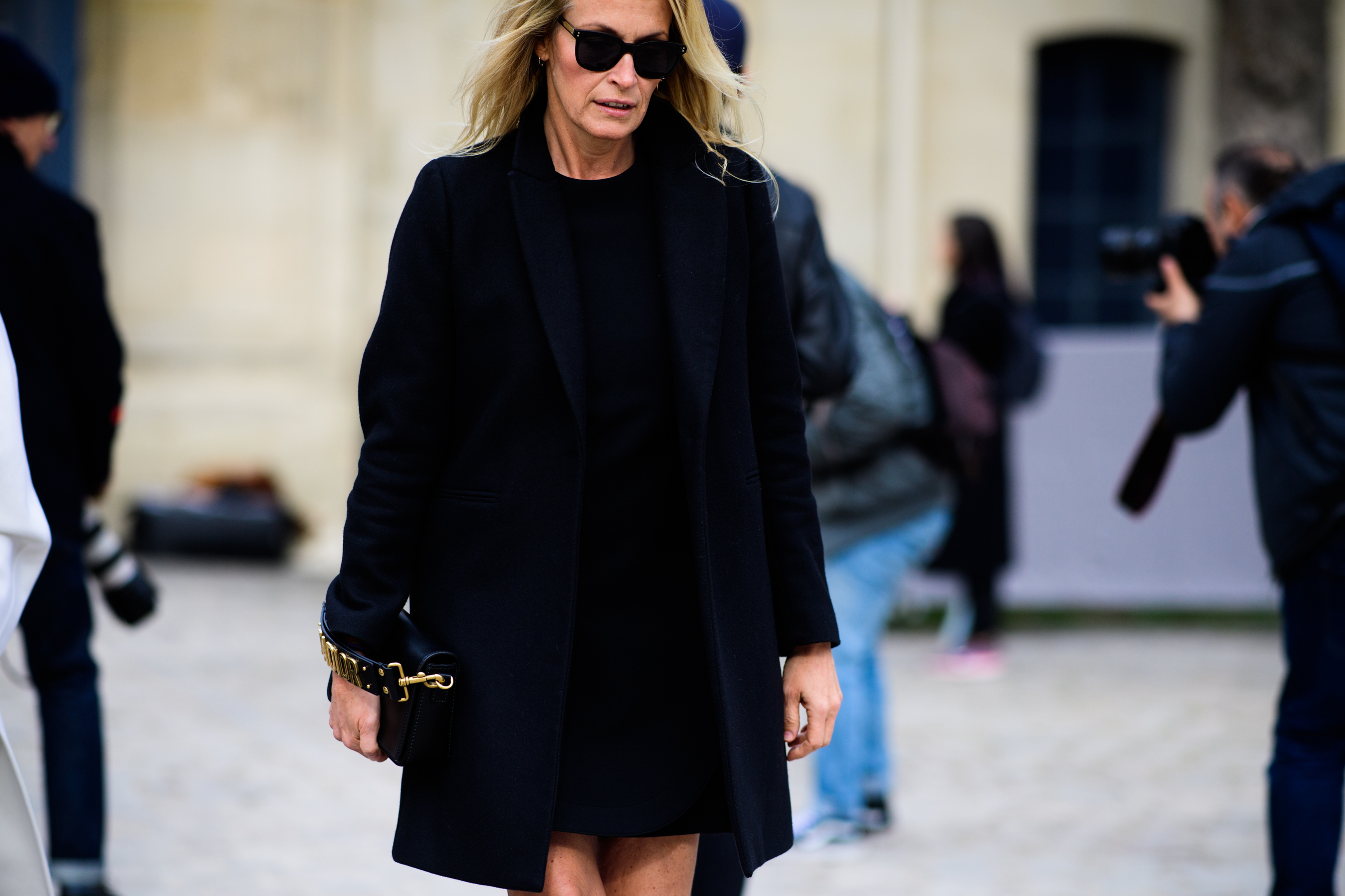 Woman with J'ADior handbag