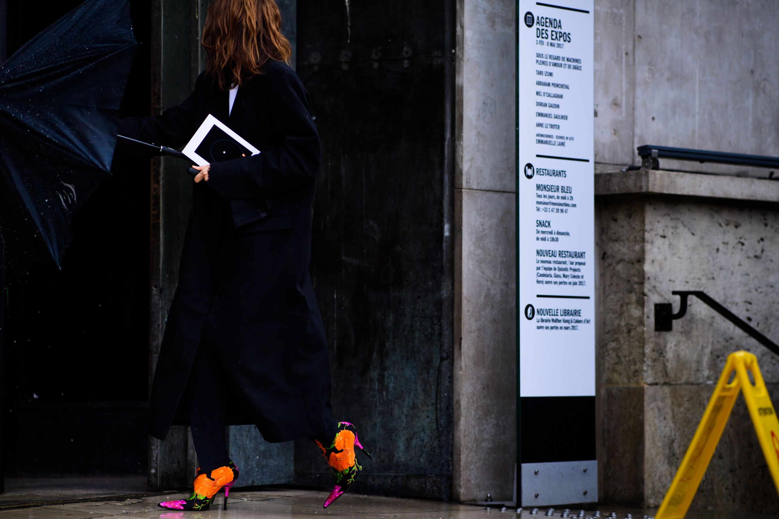 Australian VOGUE editor wearing Balenciaga