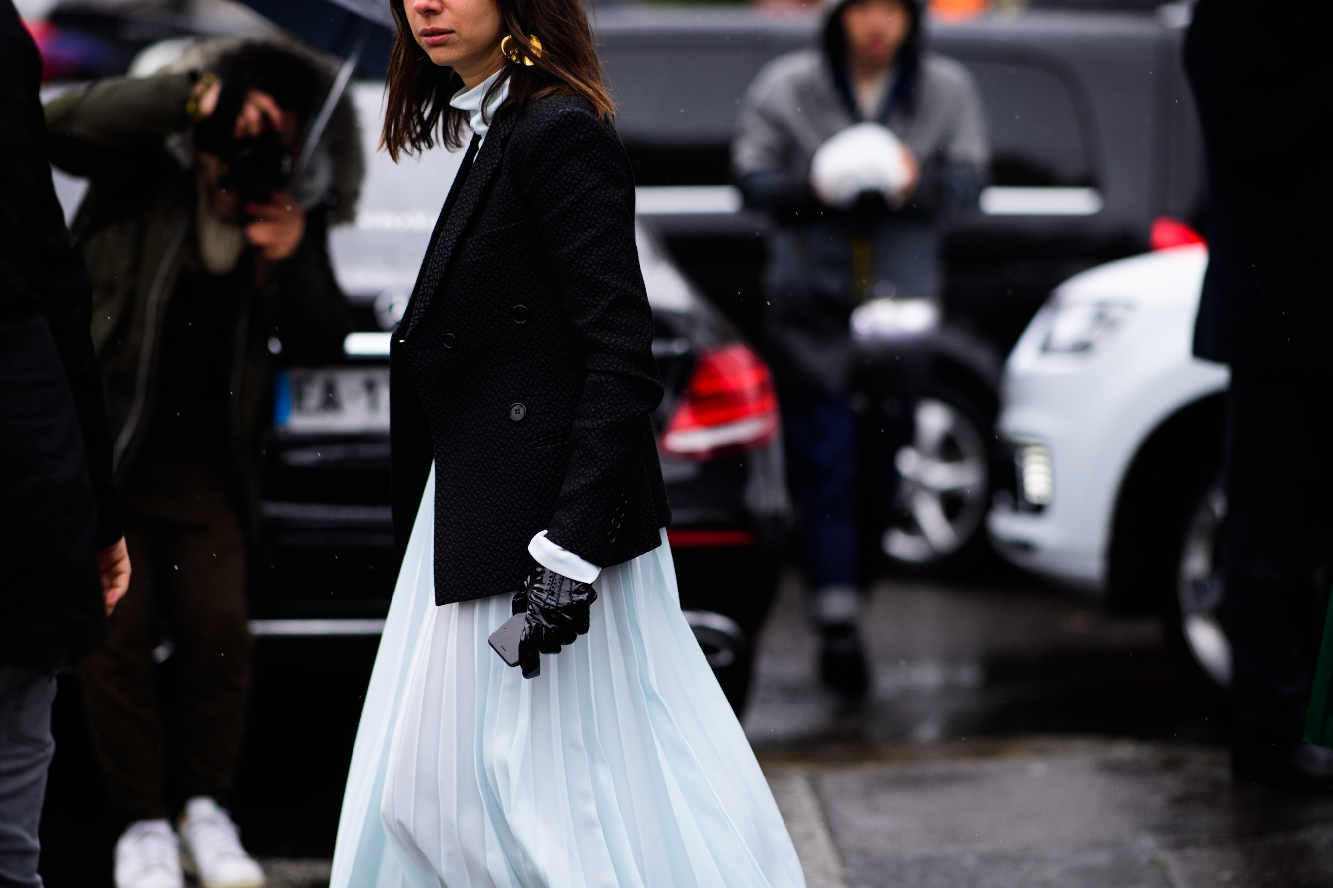Tsum buyer wearing blue dress