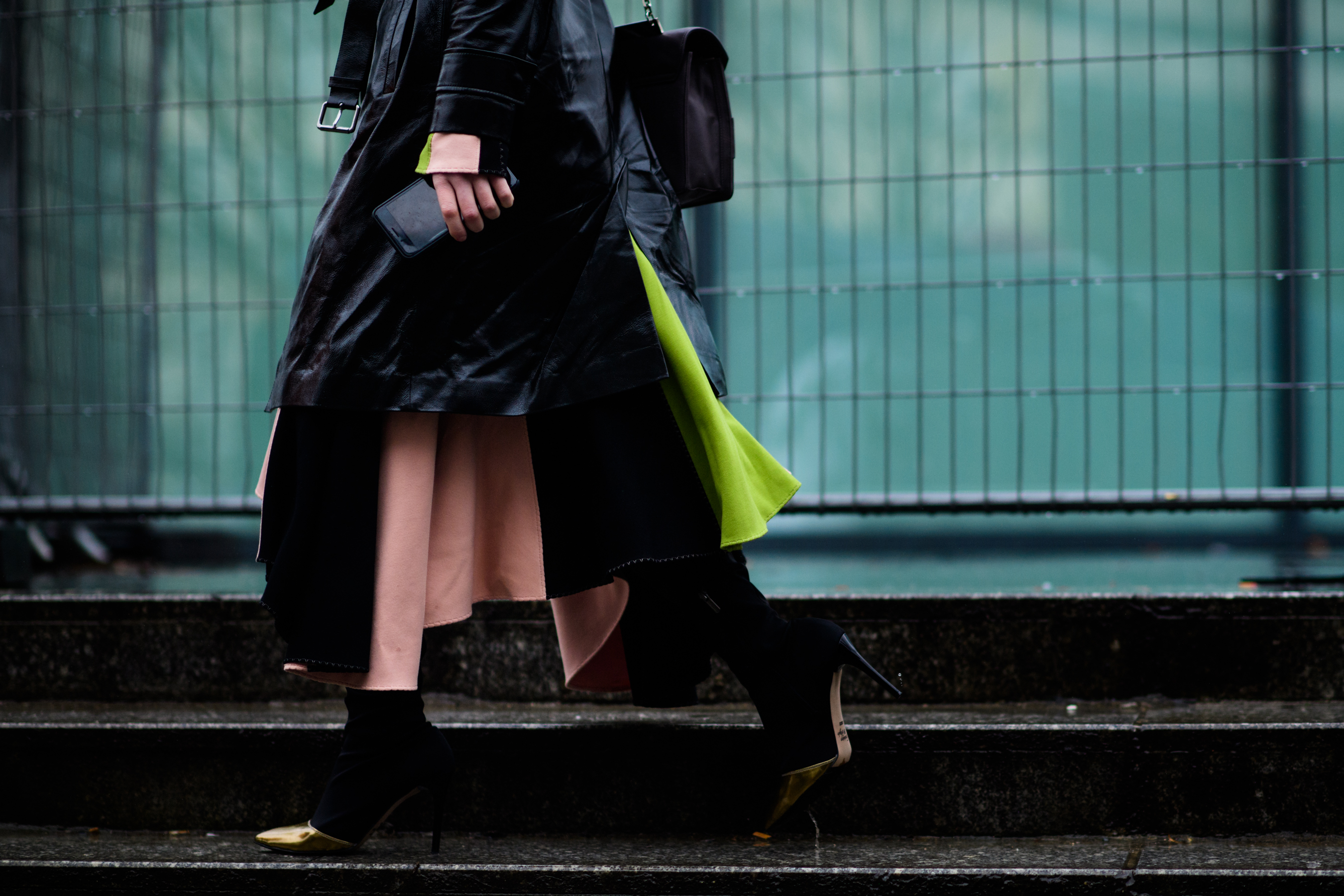 Ukrainian editor wearing Theo