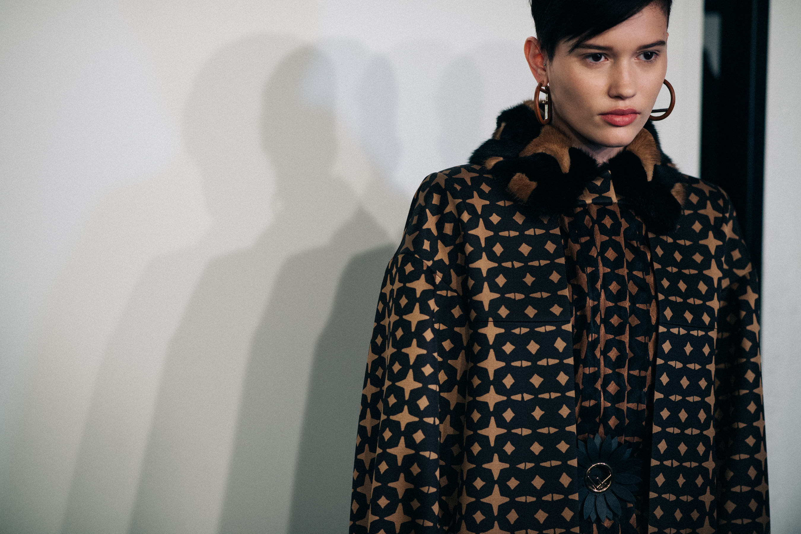 Model Fernanda Beuker before a show