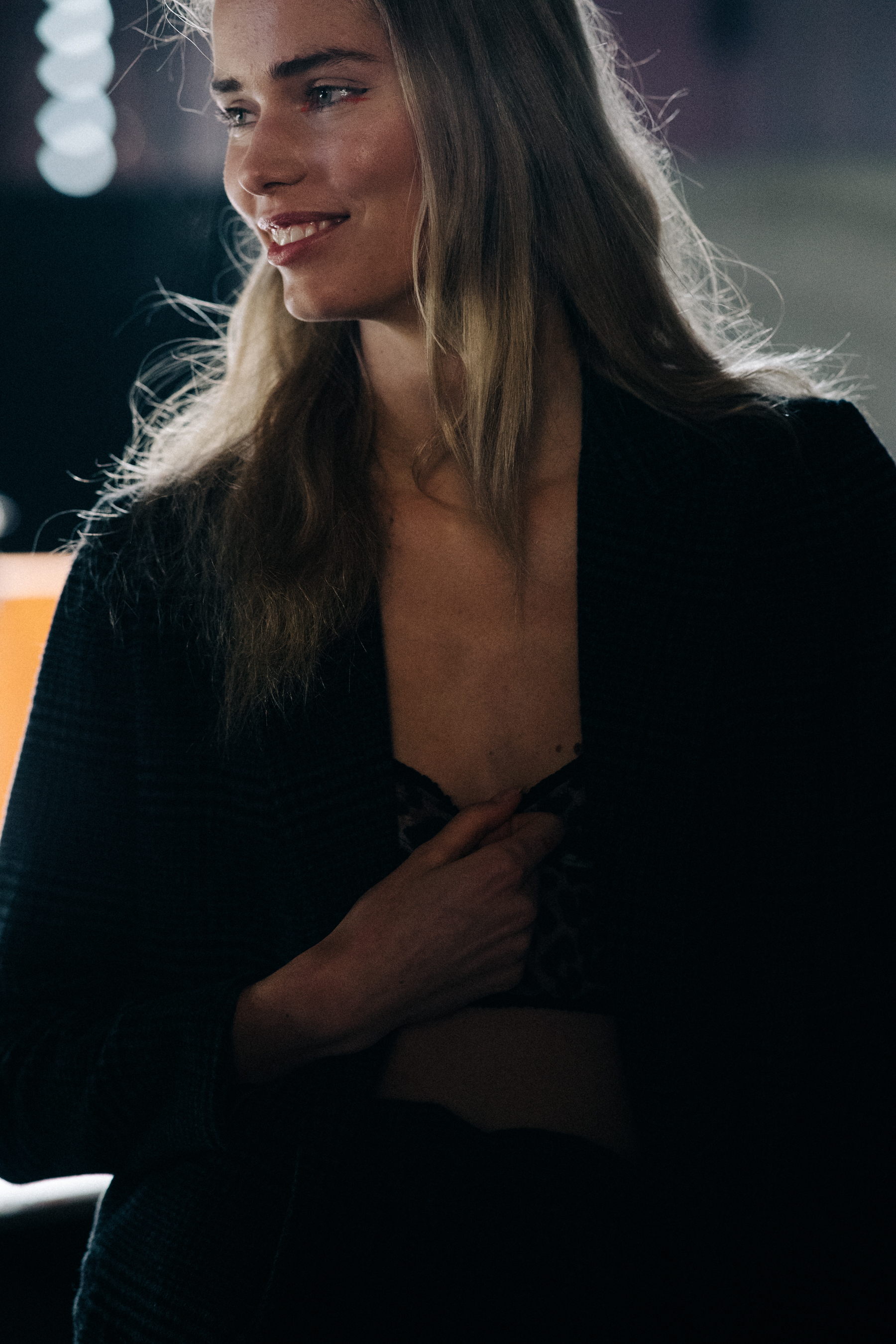 Model Kirstin Liljegren before a show