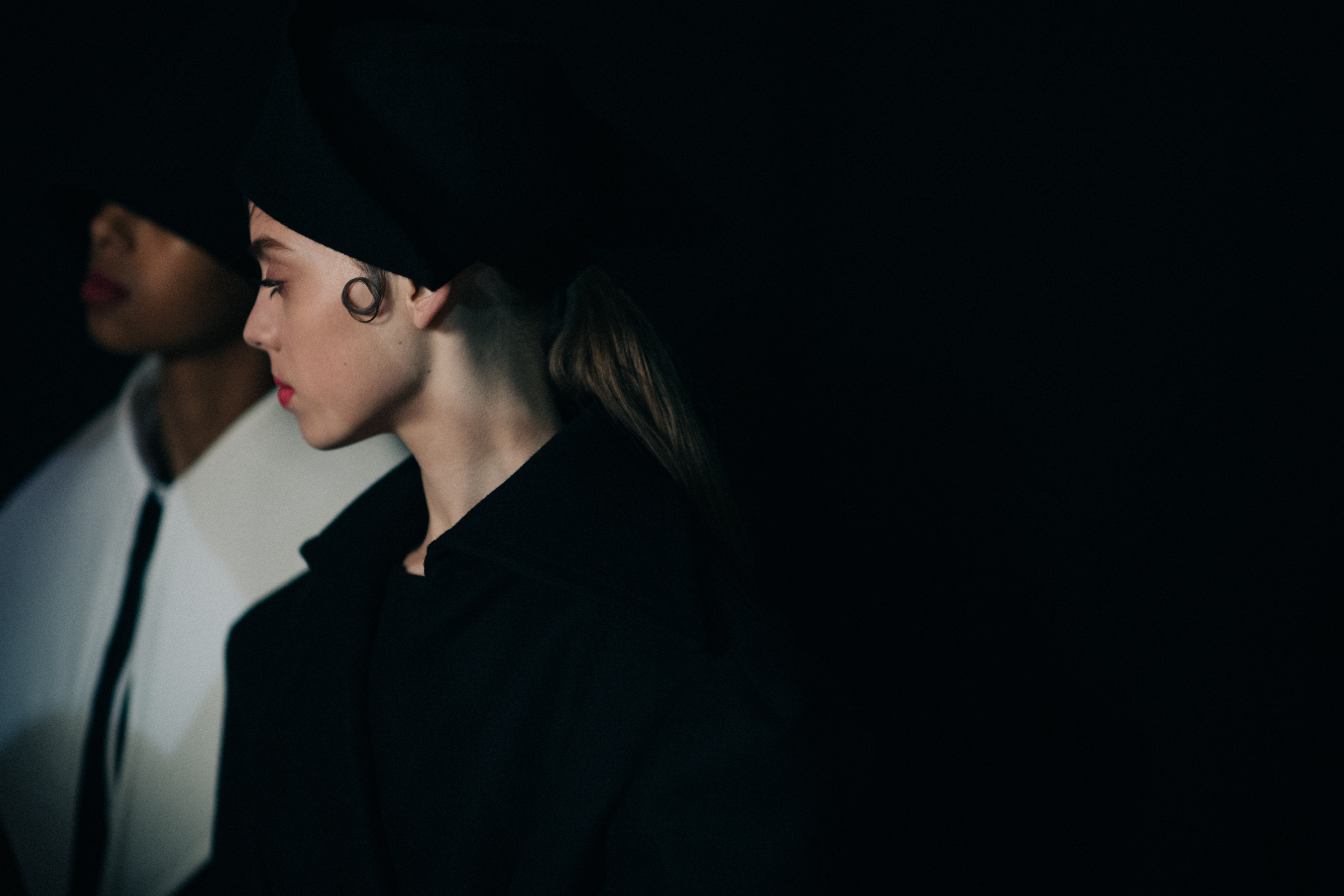 Profile of a female Jacquemus model
