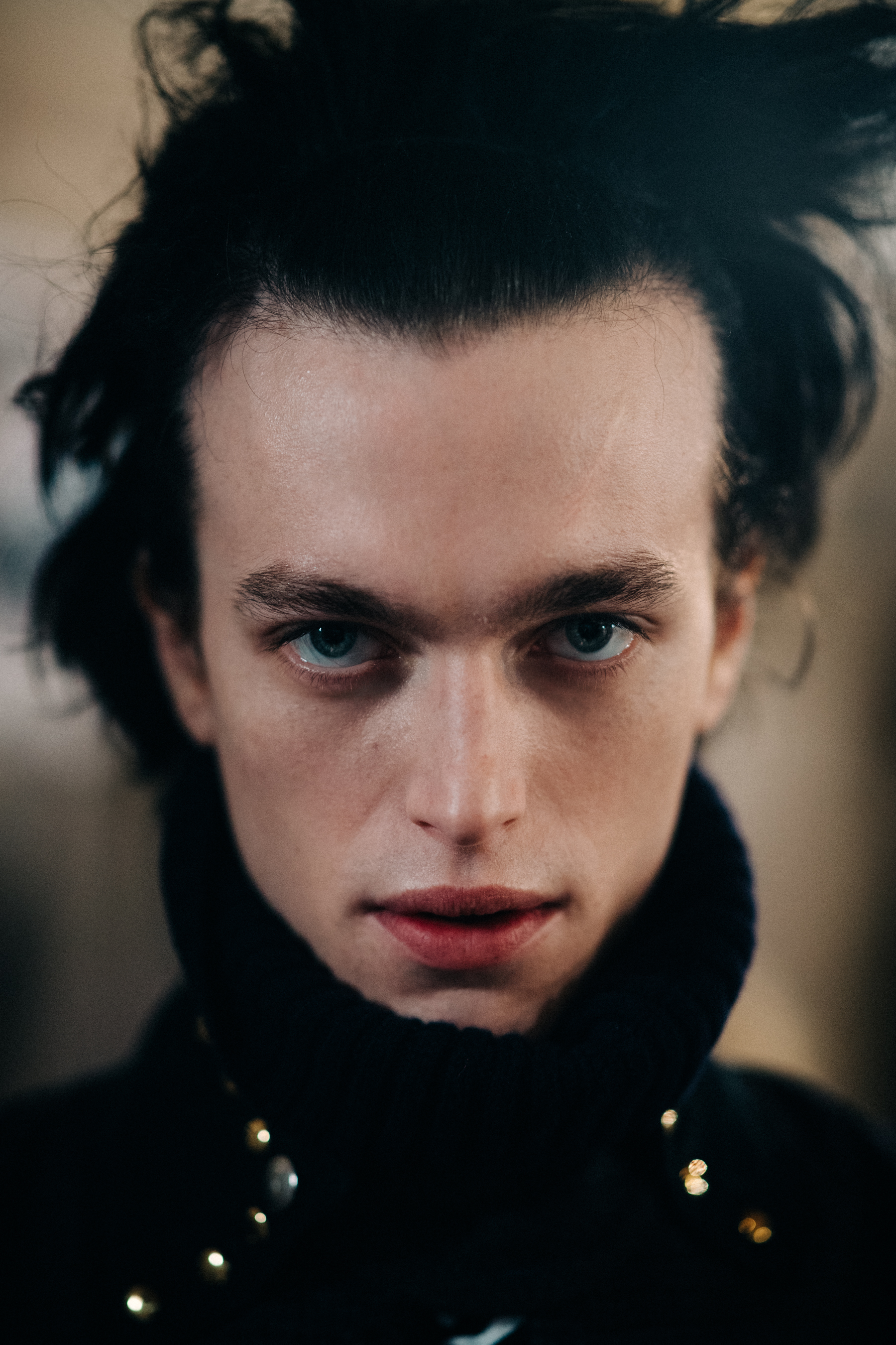 Portait of a model wearing turtleneck