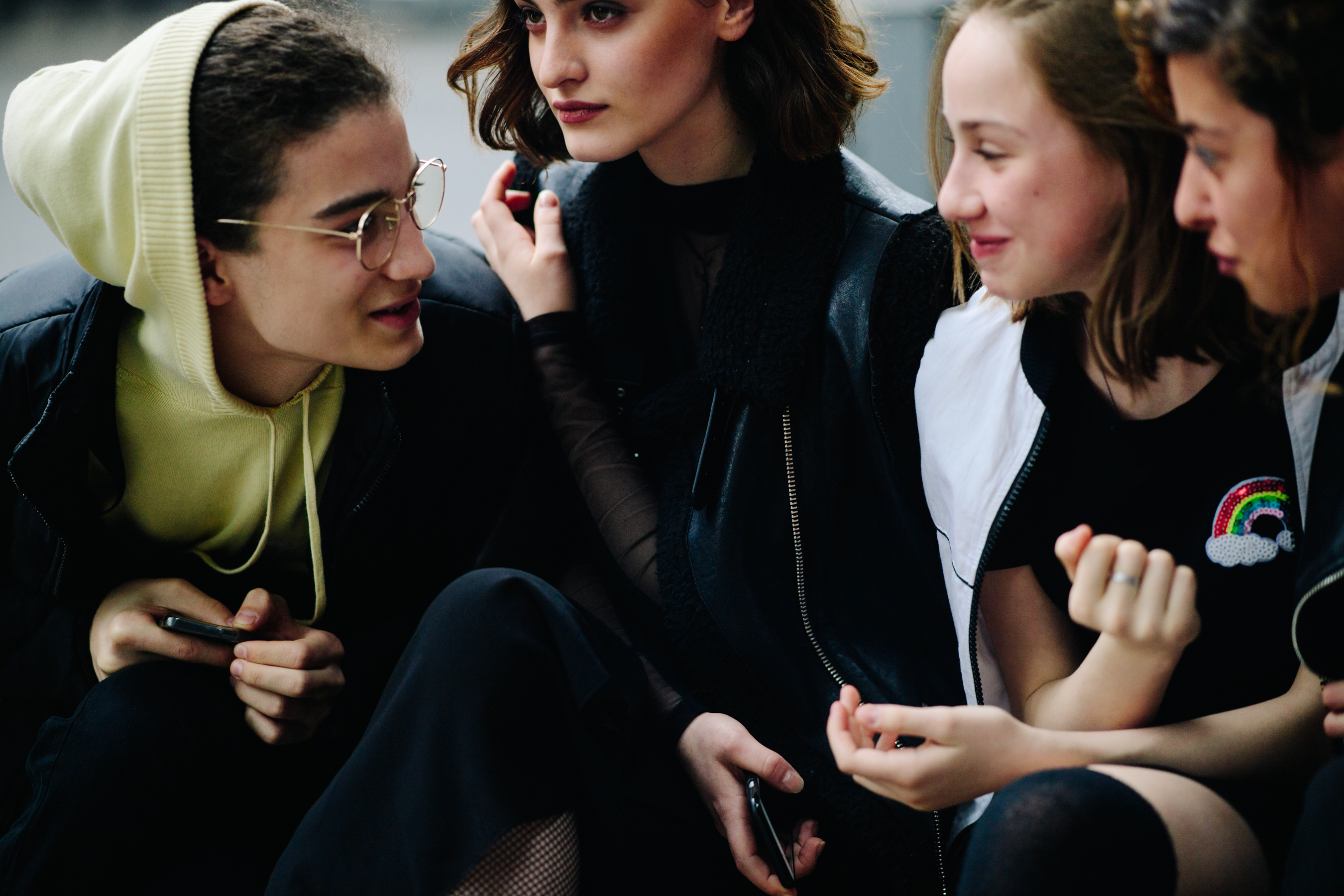 Young Georgian models chatting
