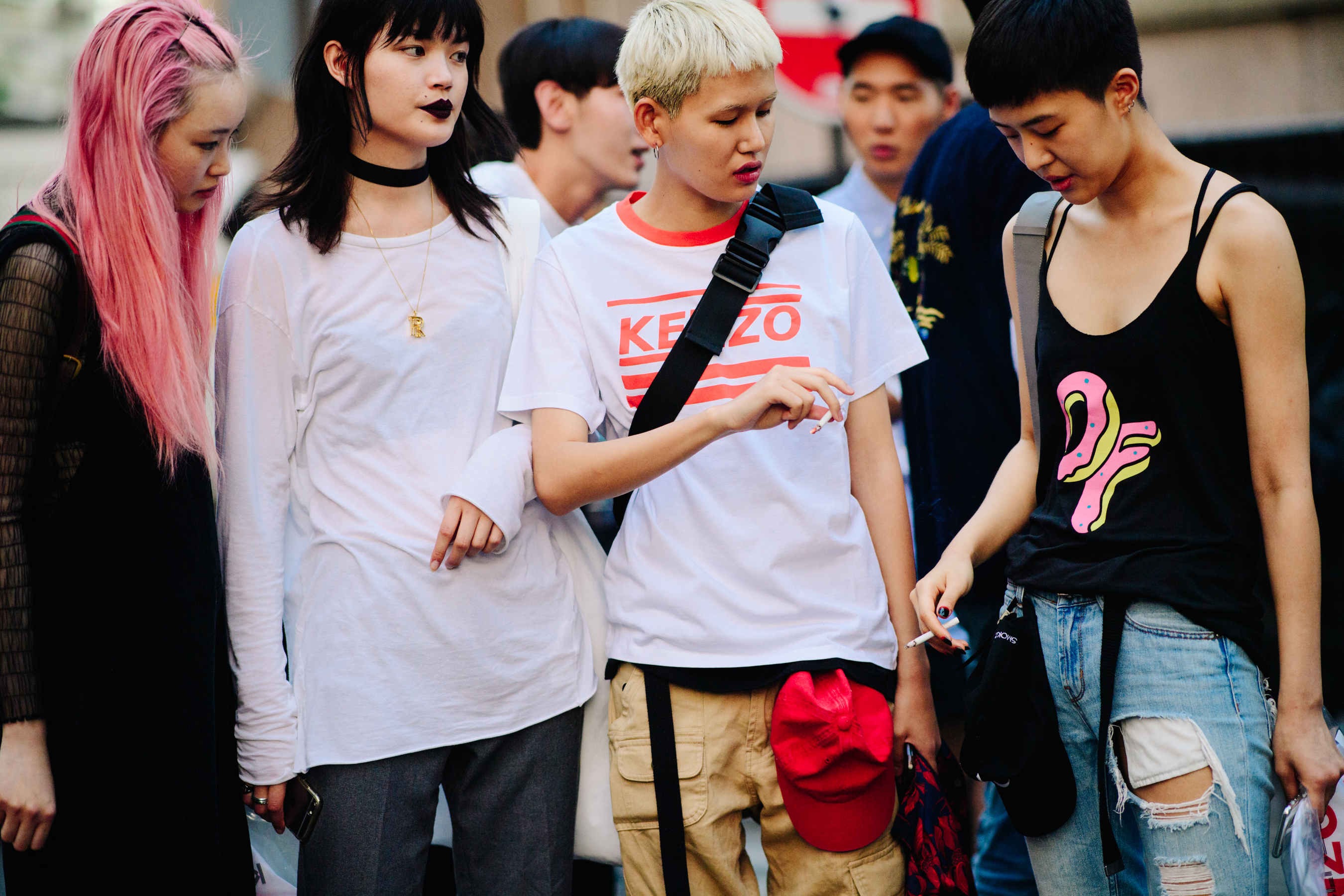Several Asian models before KENZO