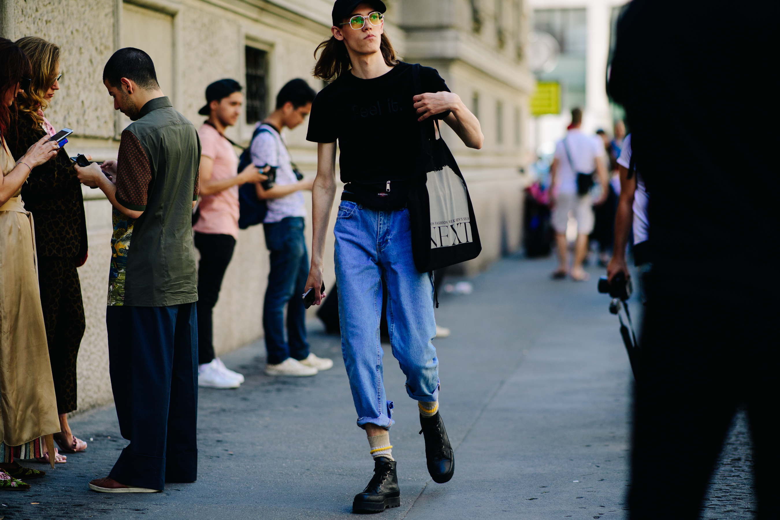 Male model wearing an Eastpak fanny bag