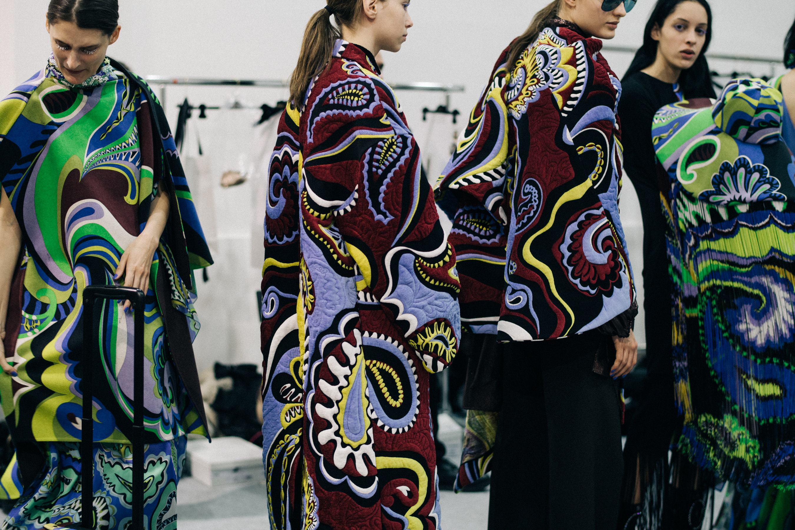 Several female models before Pucci
