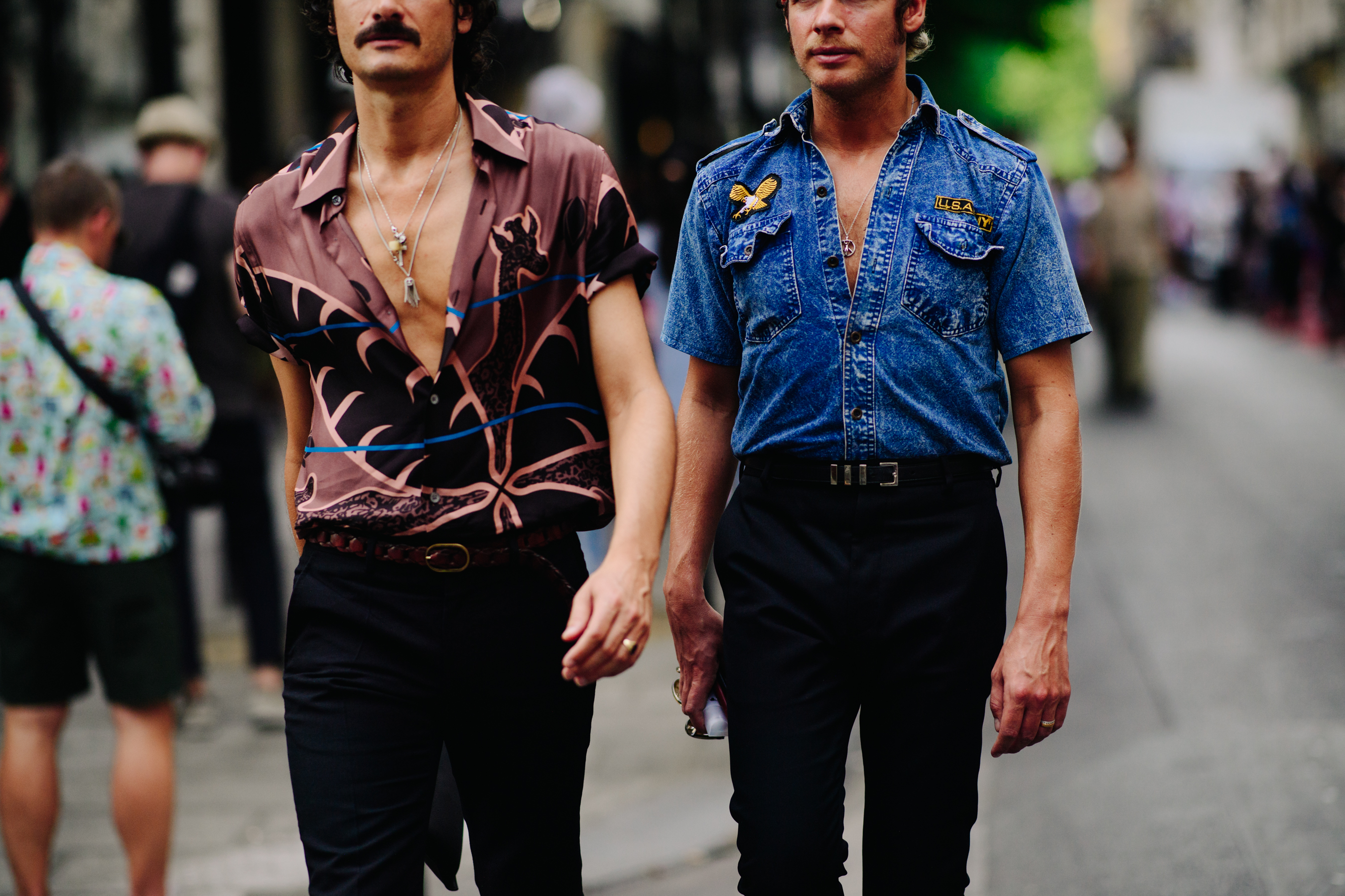 Fashion editor wearing a print shirt