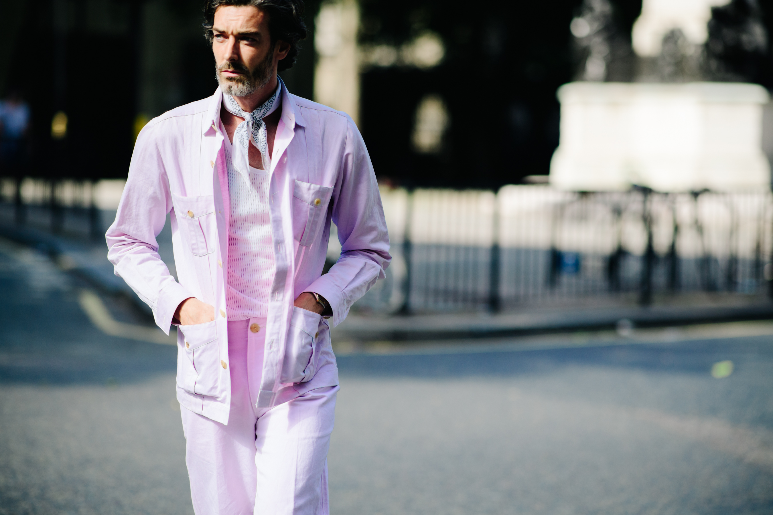 Man wearing a total pink outfit
