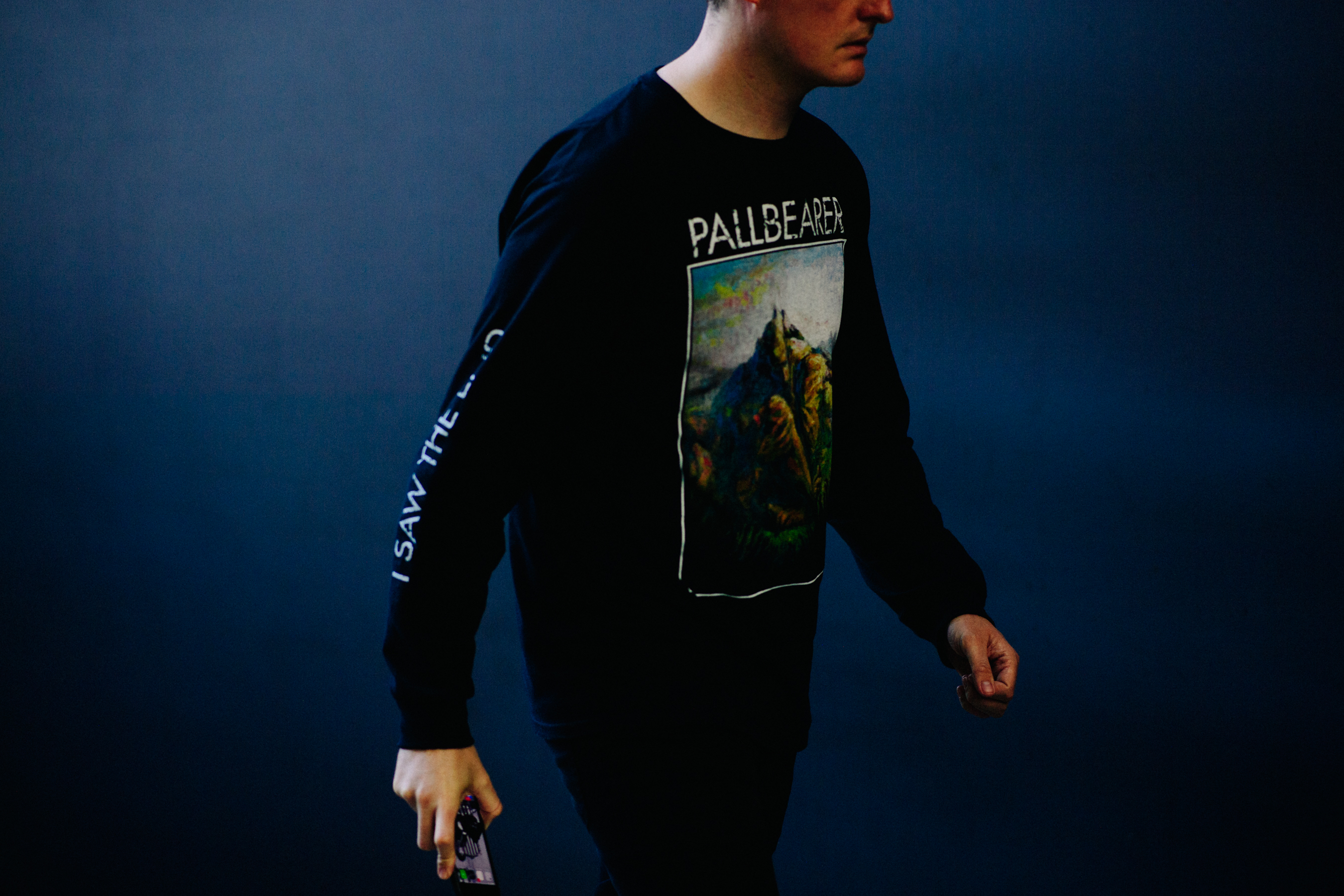 Man wearing longsleeve