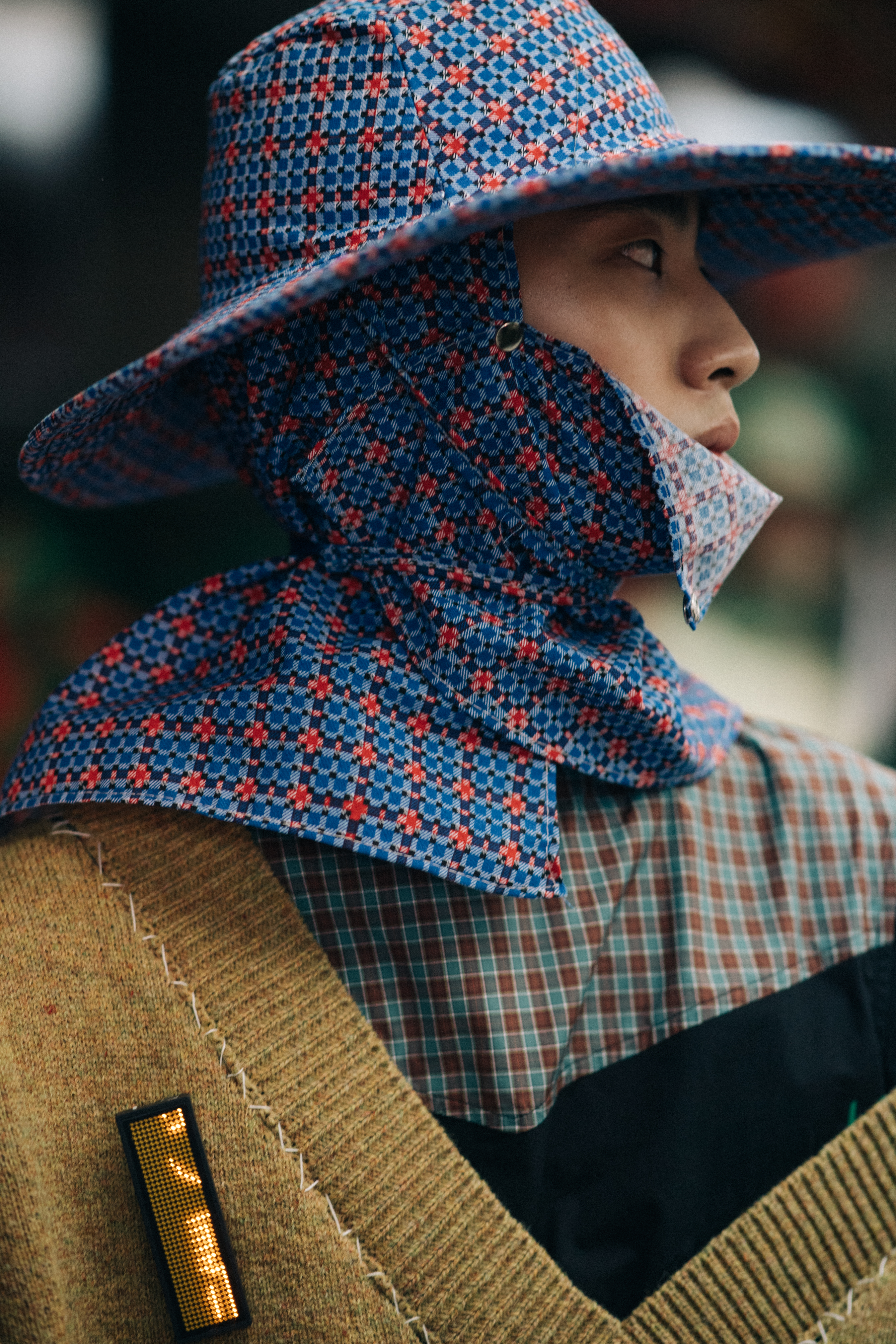 Male model wearing blue hat