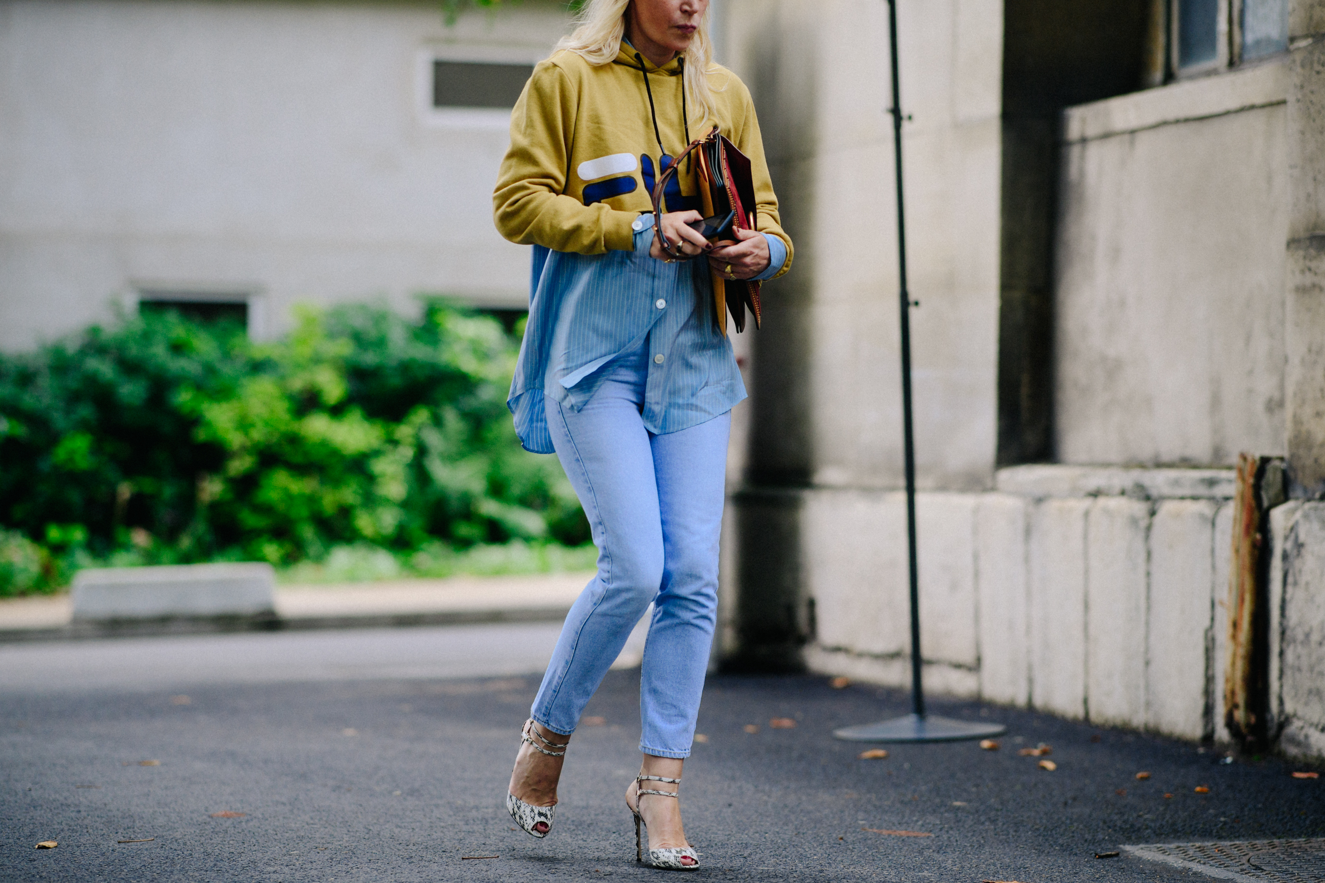 Woman wearing Fila cropped hoodie