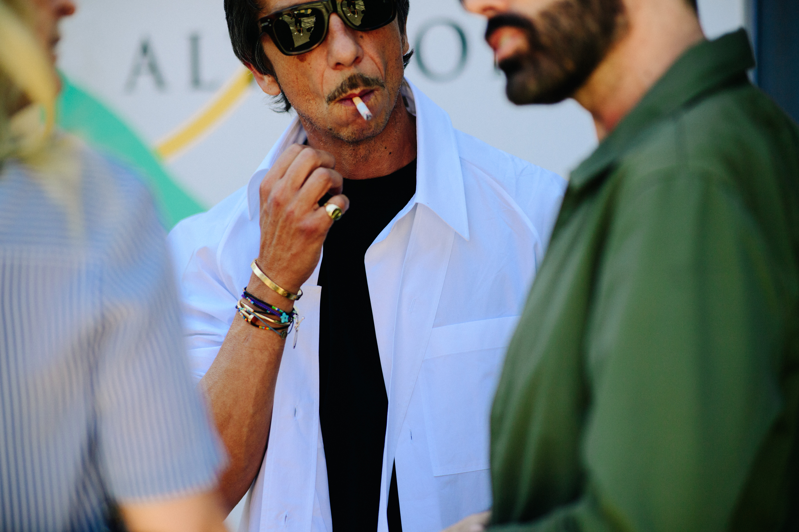 Man wearing a golden ring