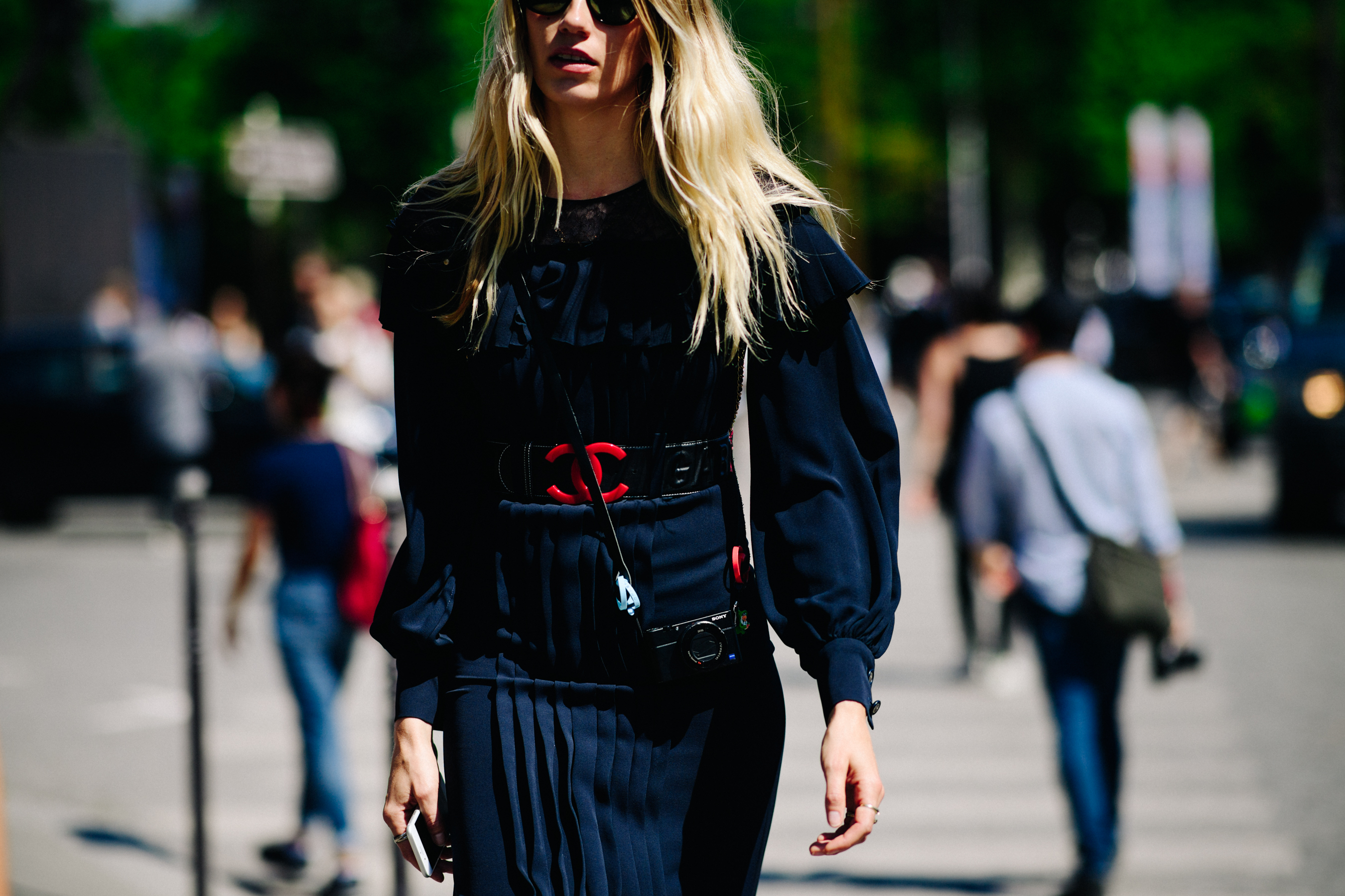 German buyer wearing Chanel belt