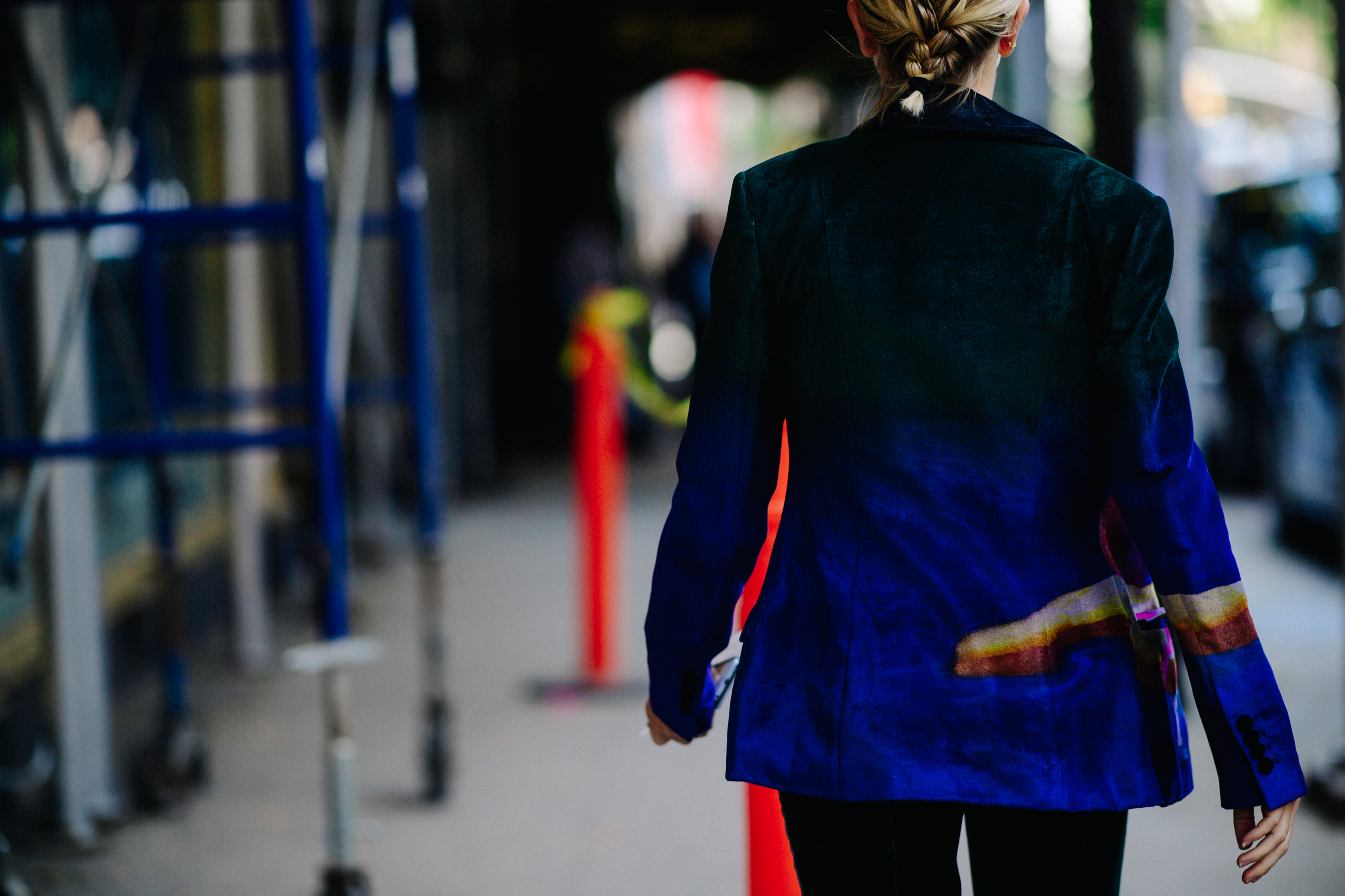 Woman wering blue blazer